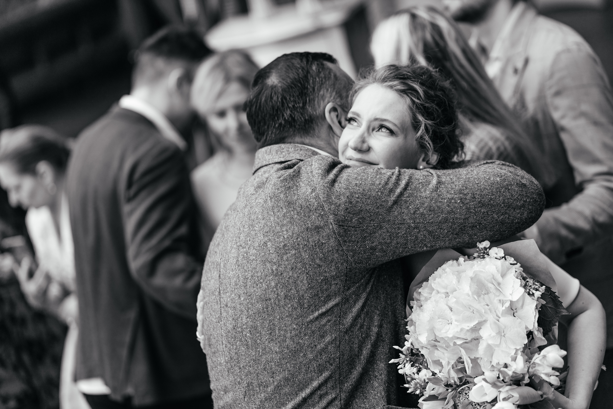 «LOFT HALL». Свадебный и семейный фотограф