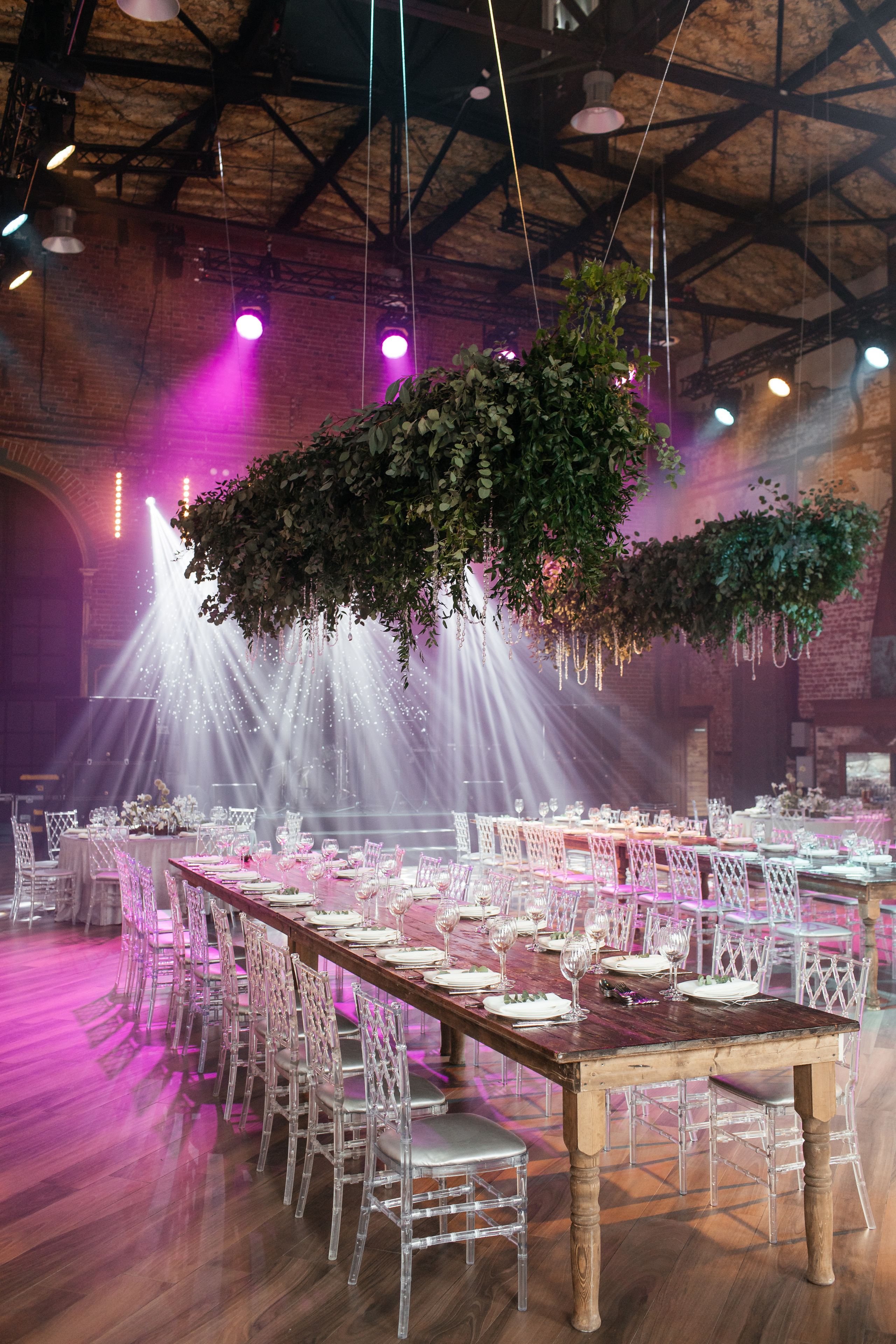 «LOFT HALL». Свадебный и семейный фотограф