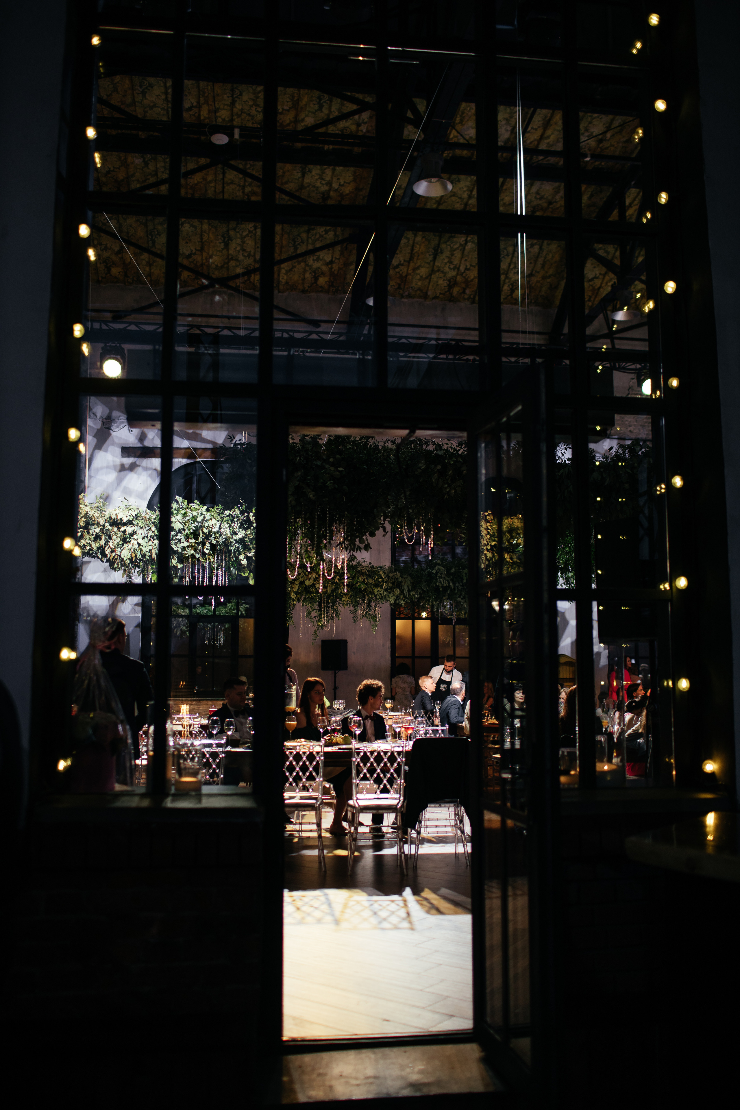 «LOFT HALL». Свадебный и семейный фотограф