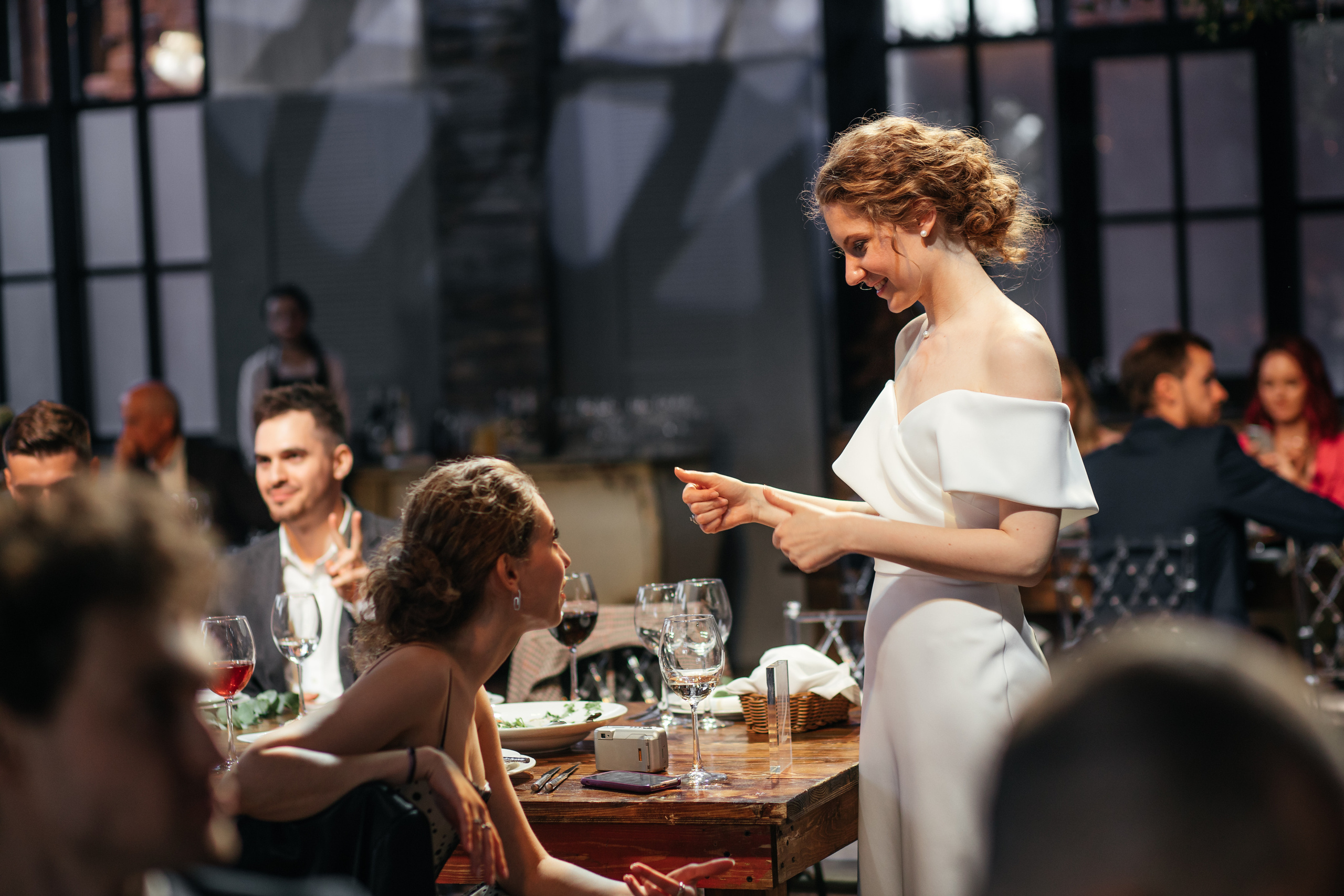 «LOFT HALL». Свадебный и семейный фотограф