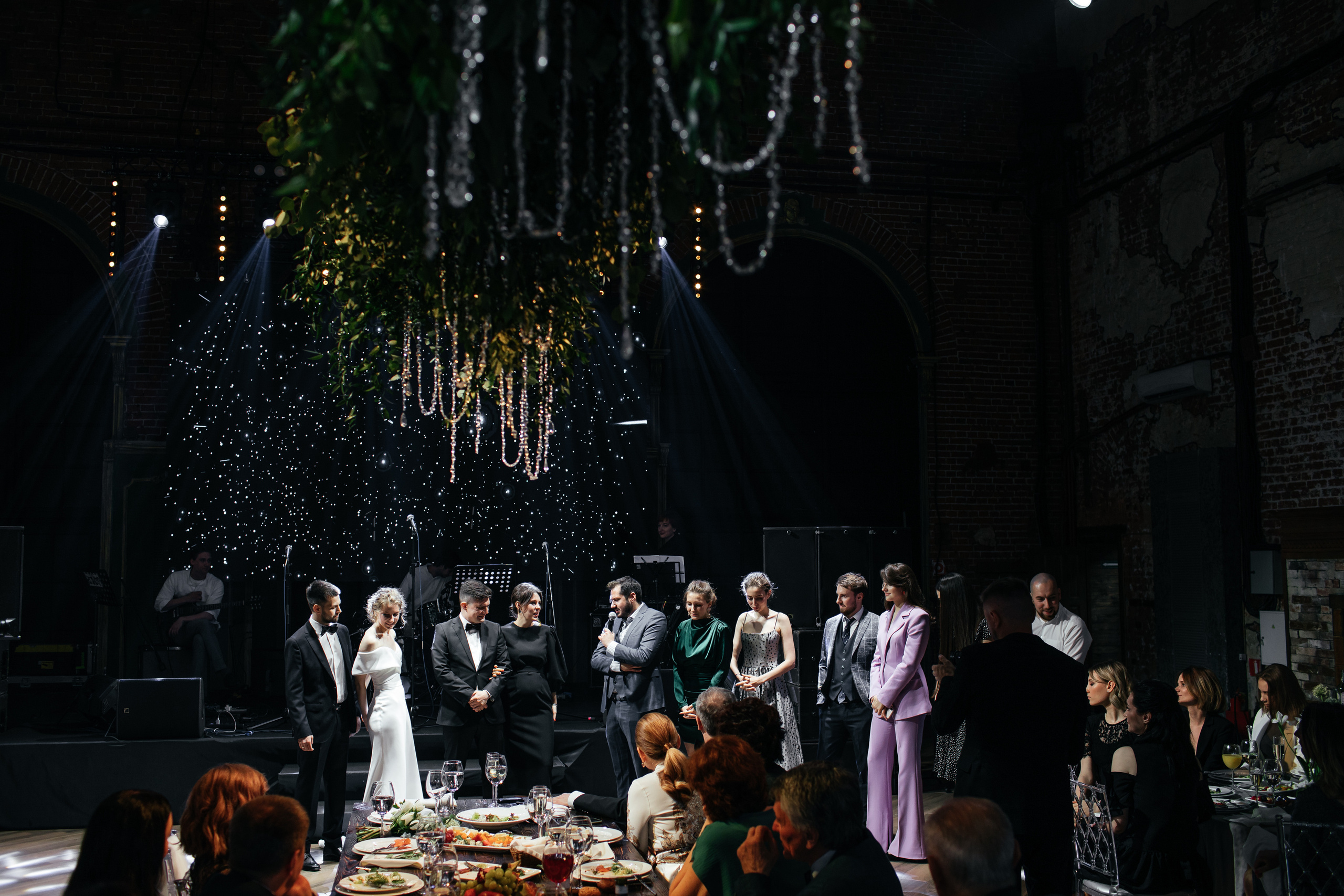 «LOFT HALL». Свадебный и семейный фотограф