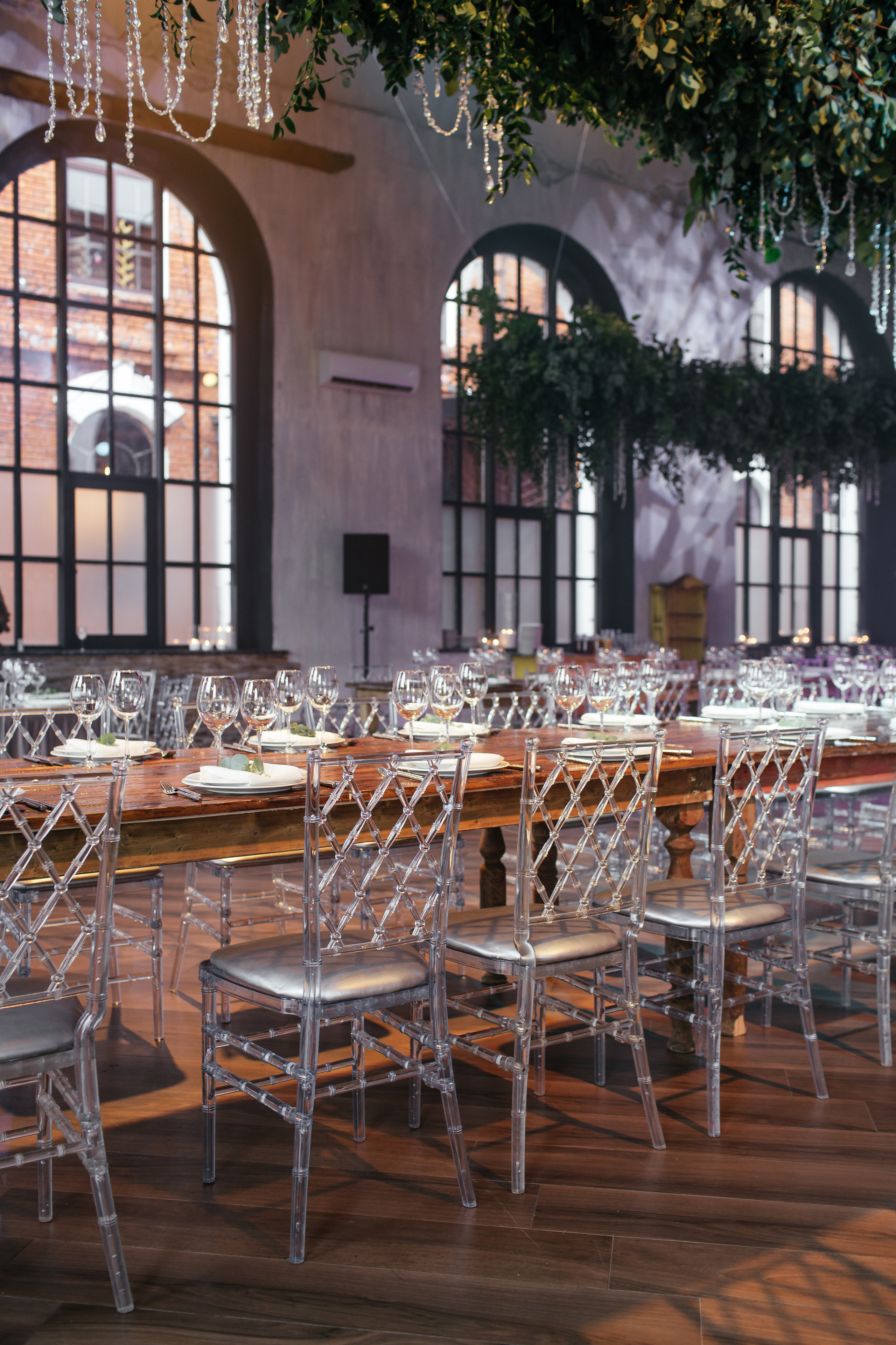 «LOFT HALL». Свадебный и семейный фотограф