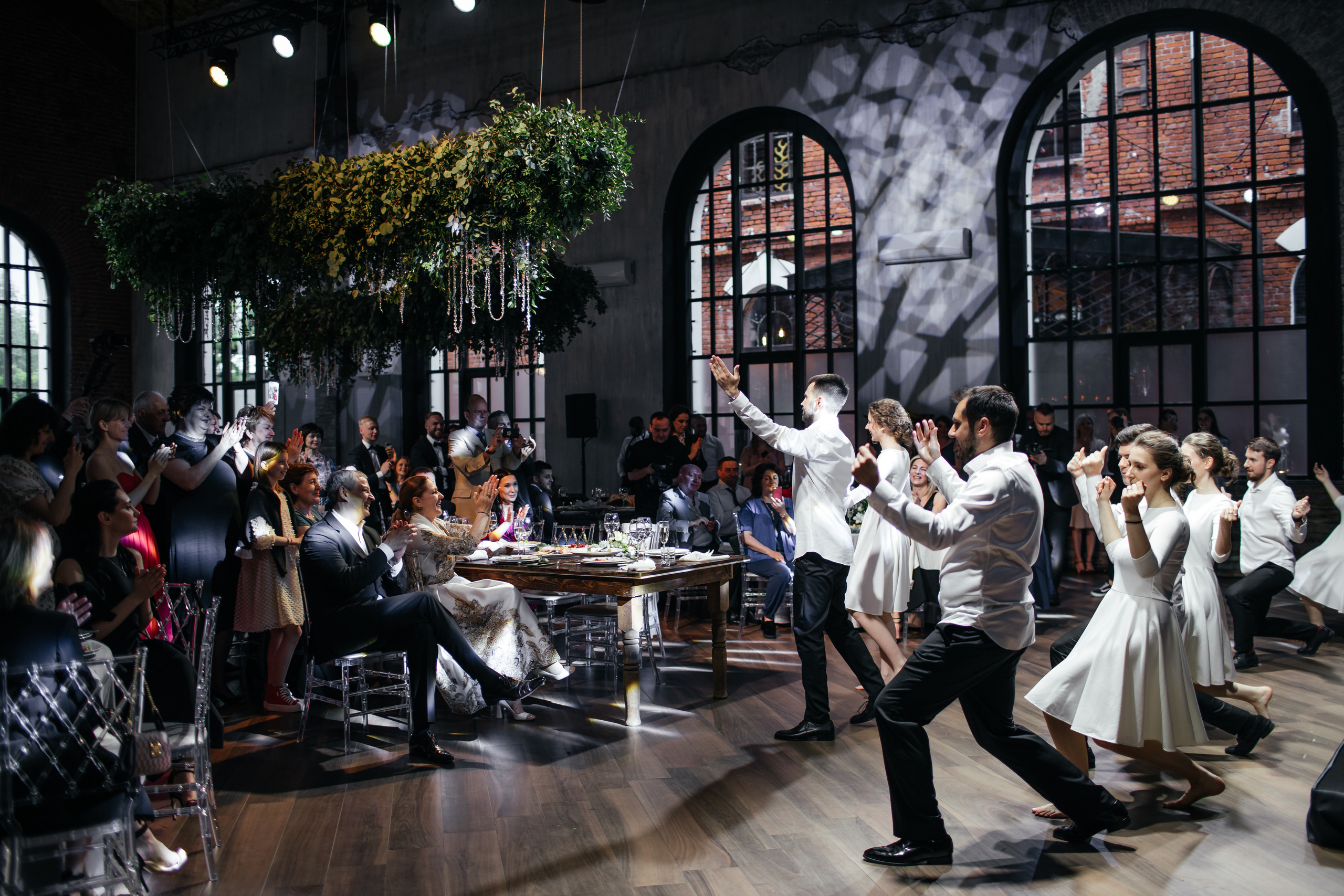 «LOFT HALL». Свадебный и семейный фотограф