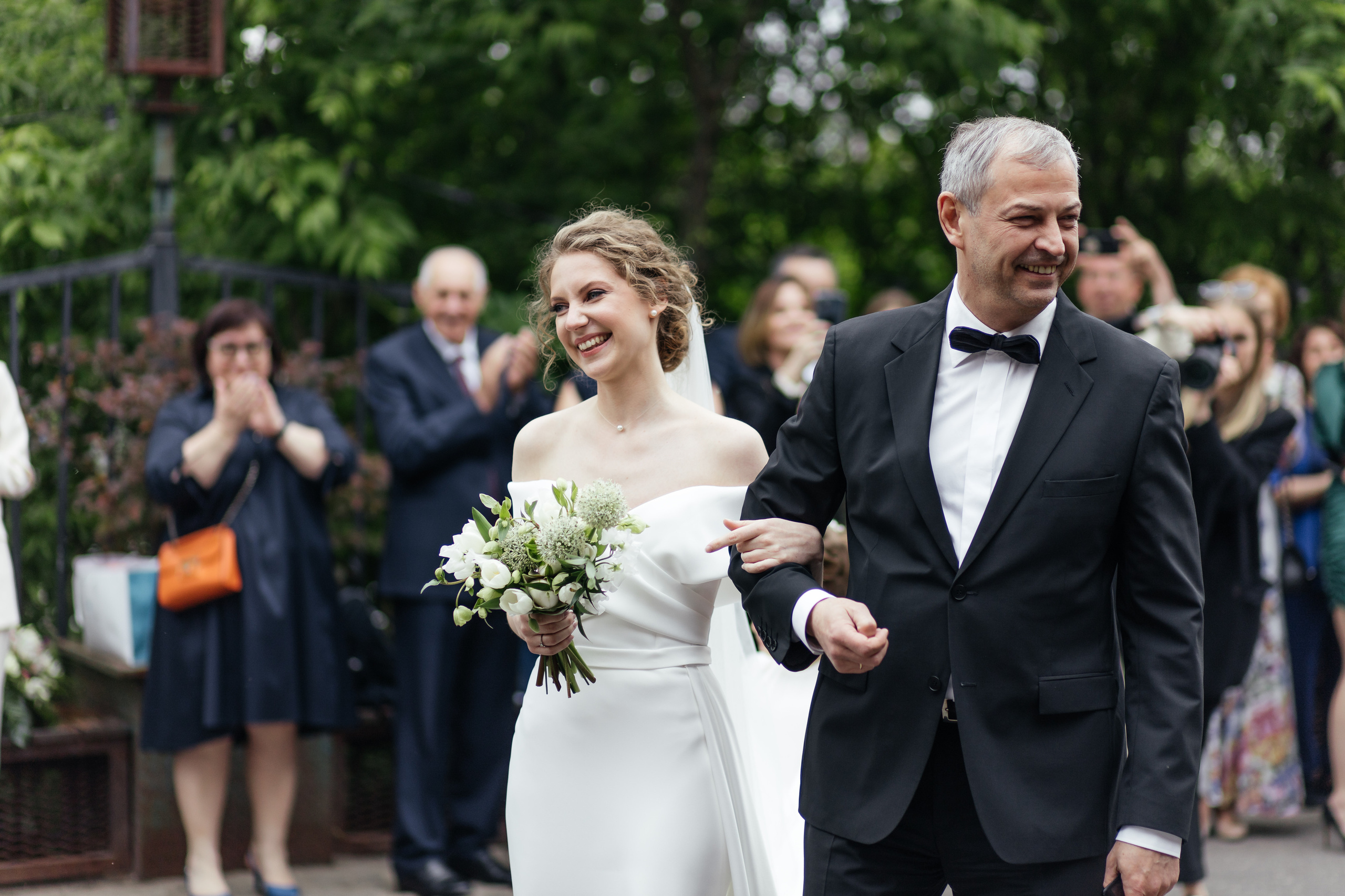 «LOFT HALL». Свадебный и семейный фотограф