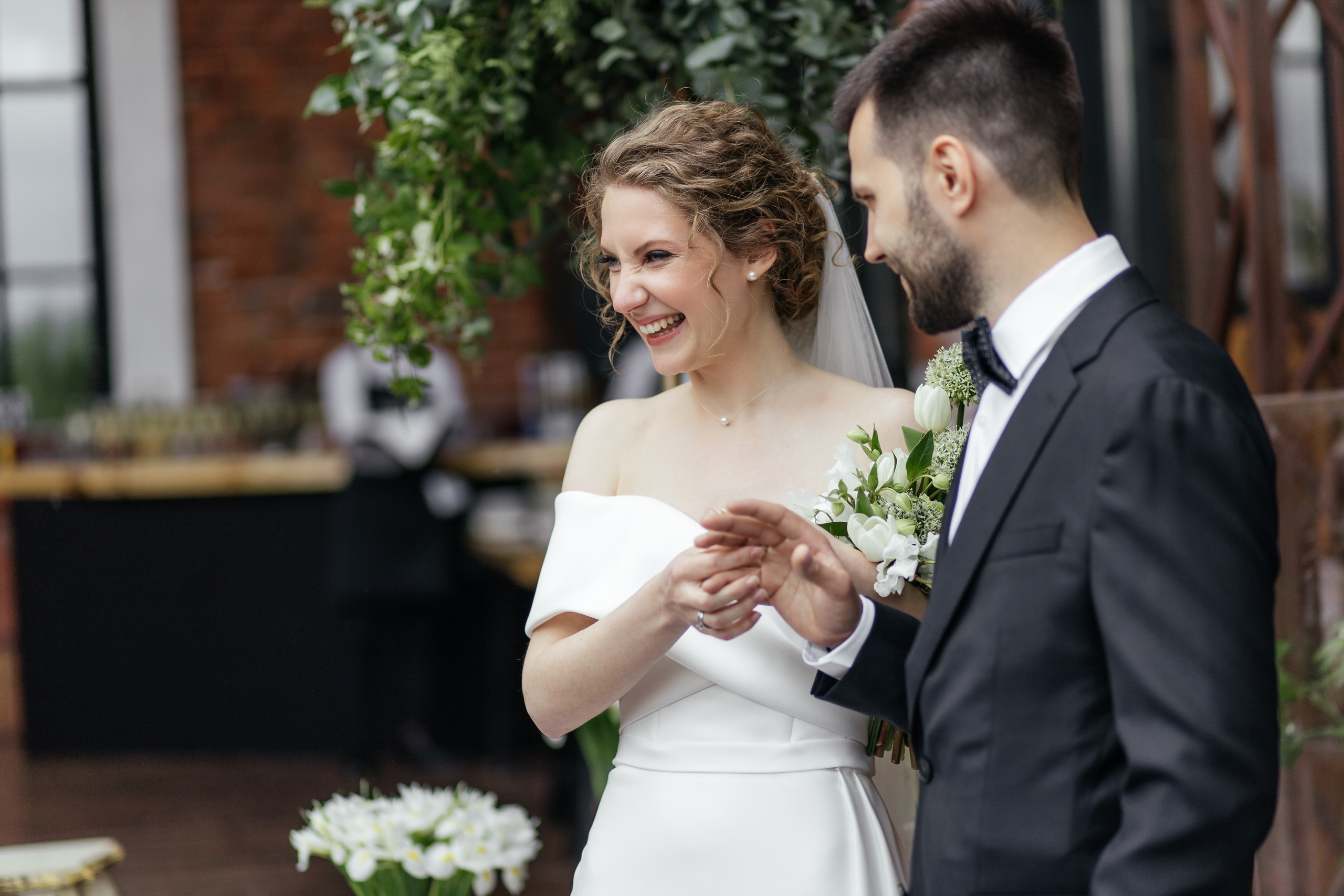 «LOFT HALL». Свадебный и семейный фотограф