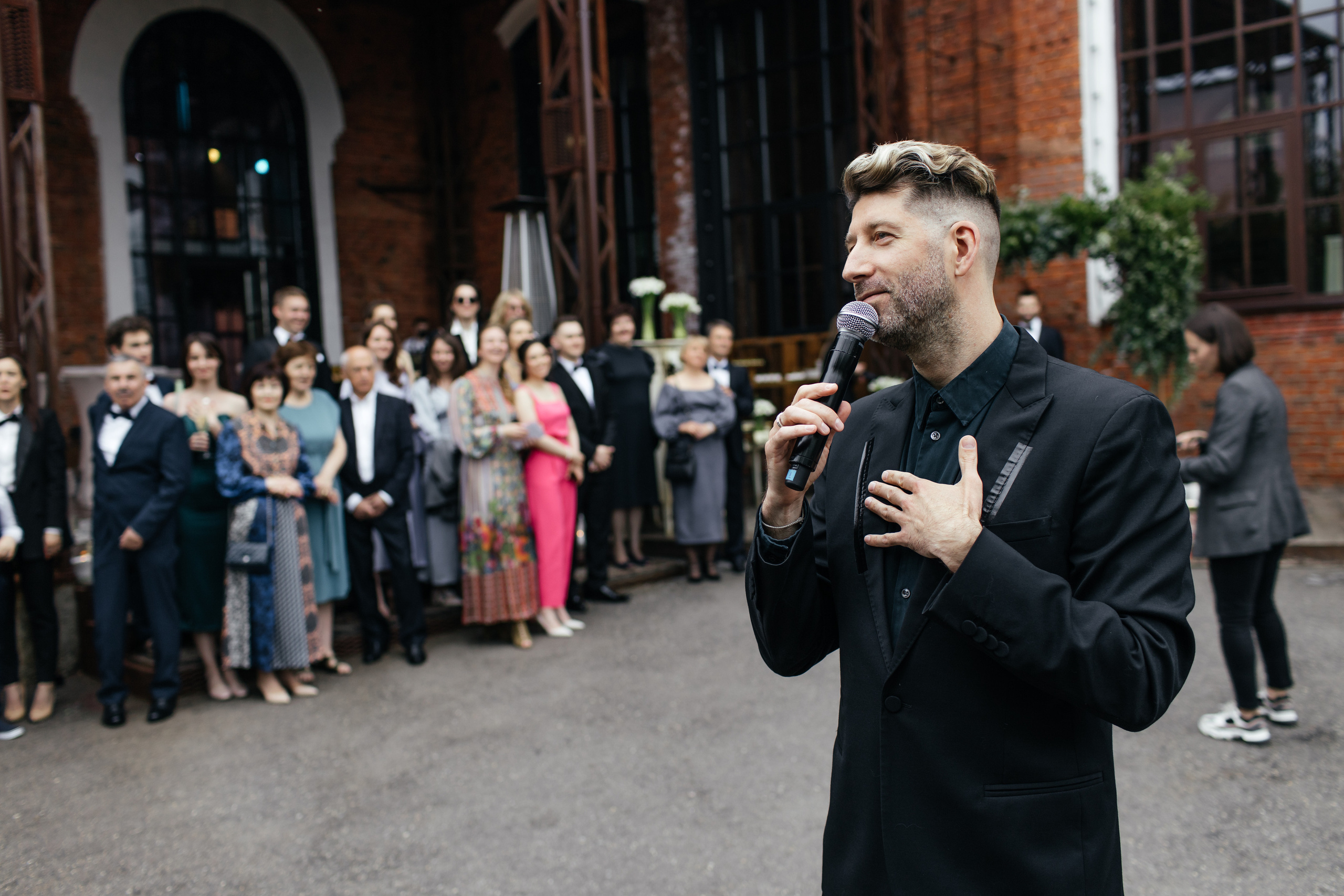 «LOFT HALL». Свадебный и семейный фотограф