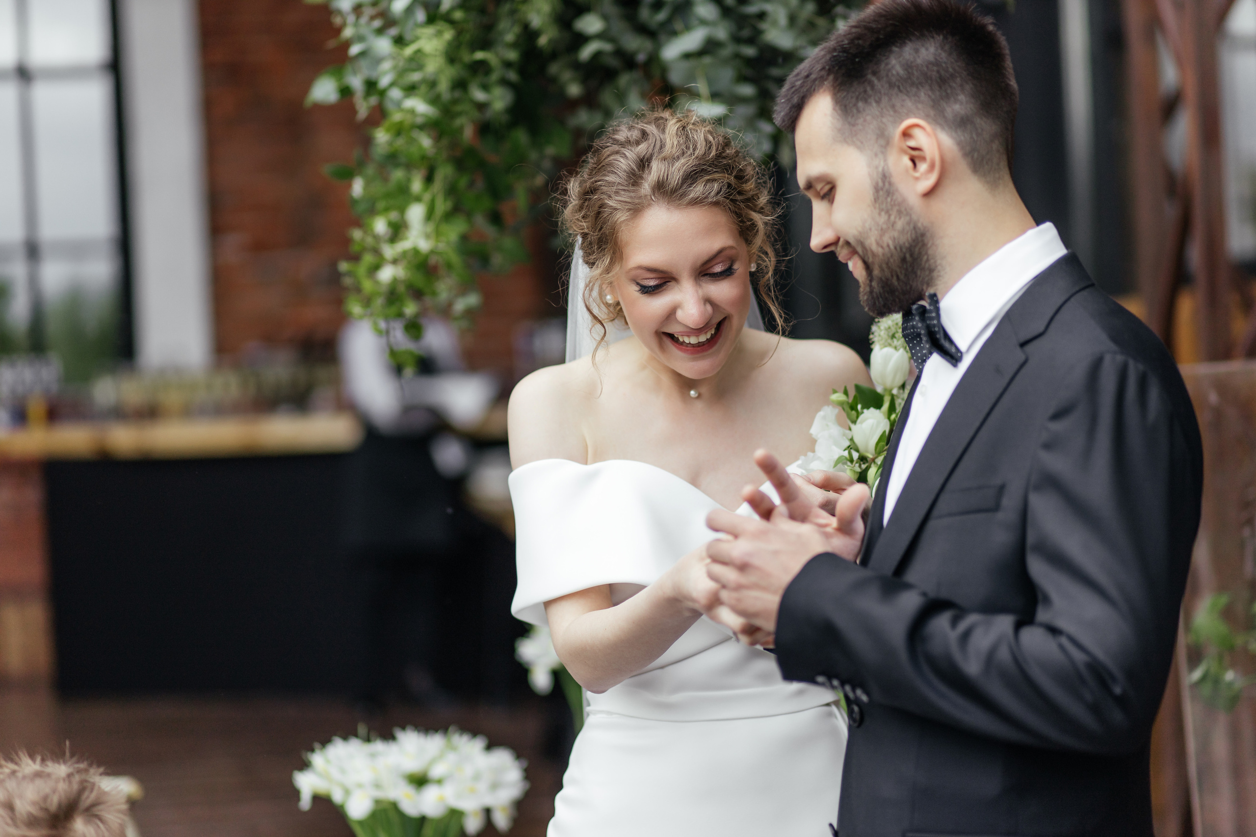 «LOFT HALL». Свадебный и семейный фотограф