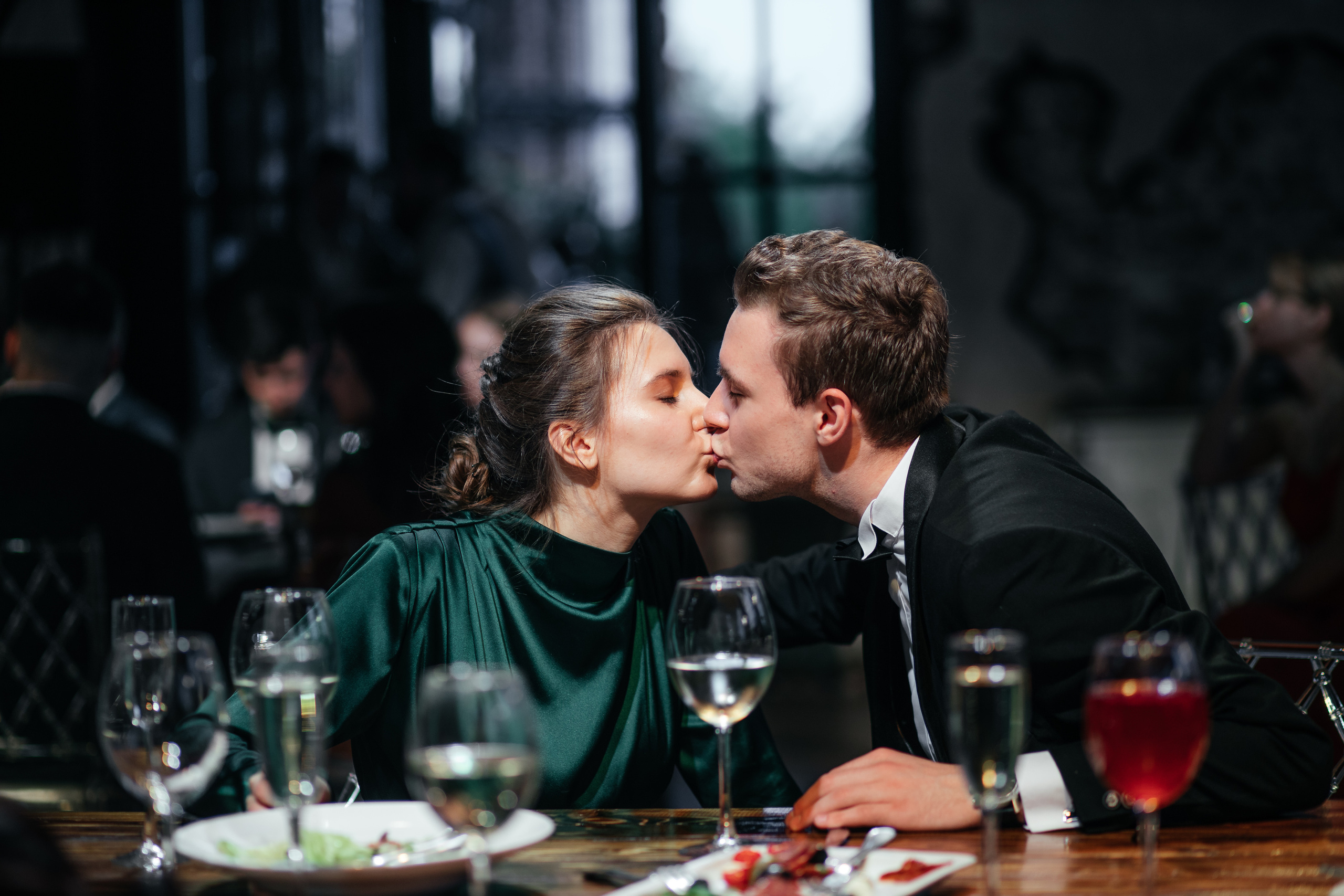 «LOFT HALL». Свадебный и семейный фотограф