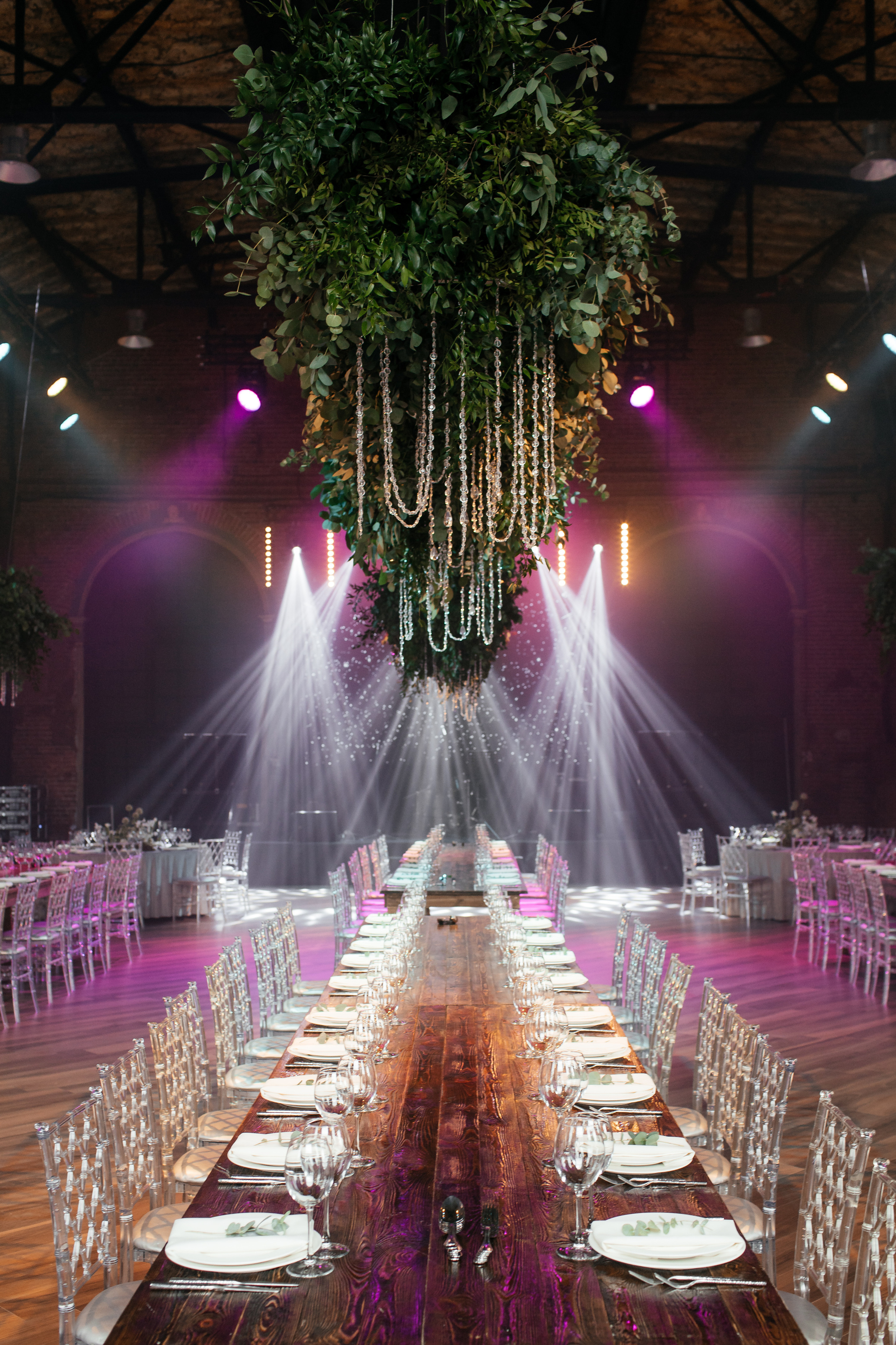 «LOFT HALL». Свадебный и семейный фотограф