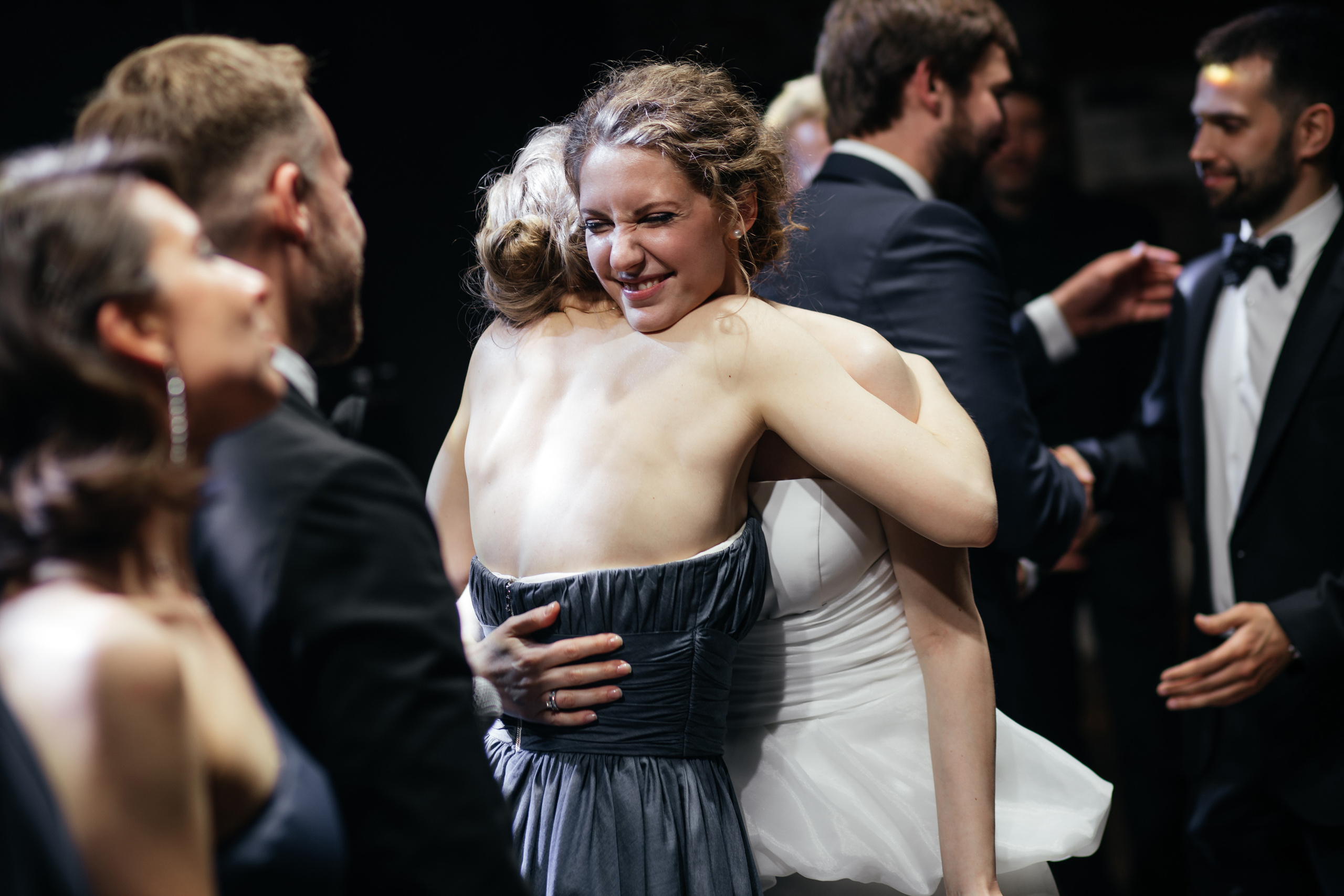 «LOFT HALL». Свадебный и семейный фотограф