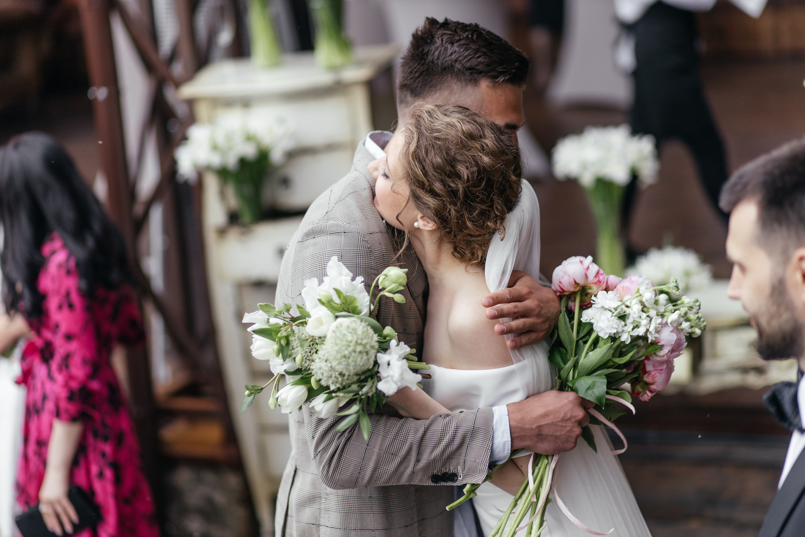 «LOFT HALL». Свадебный и семейный фотограф