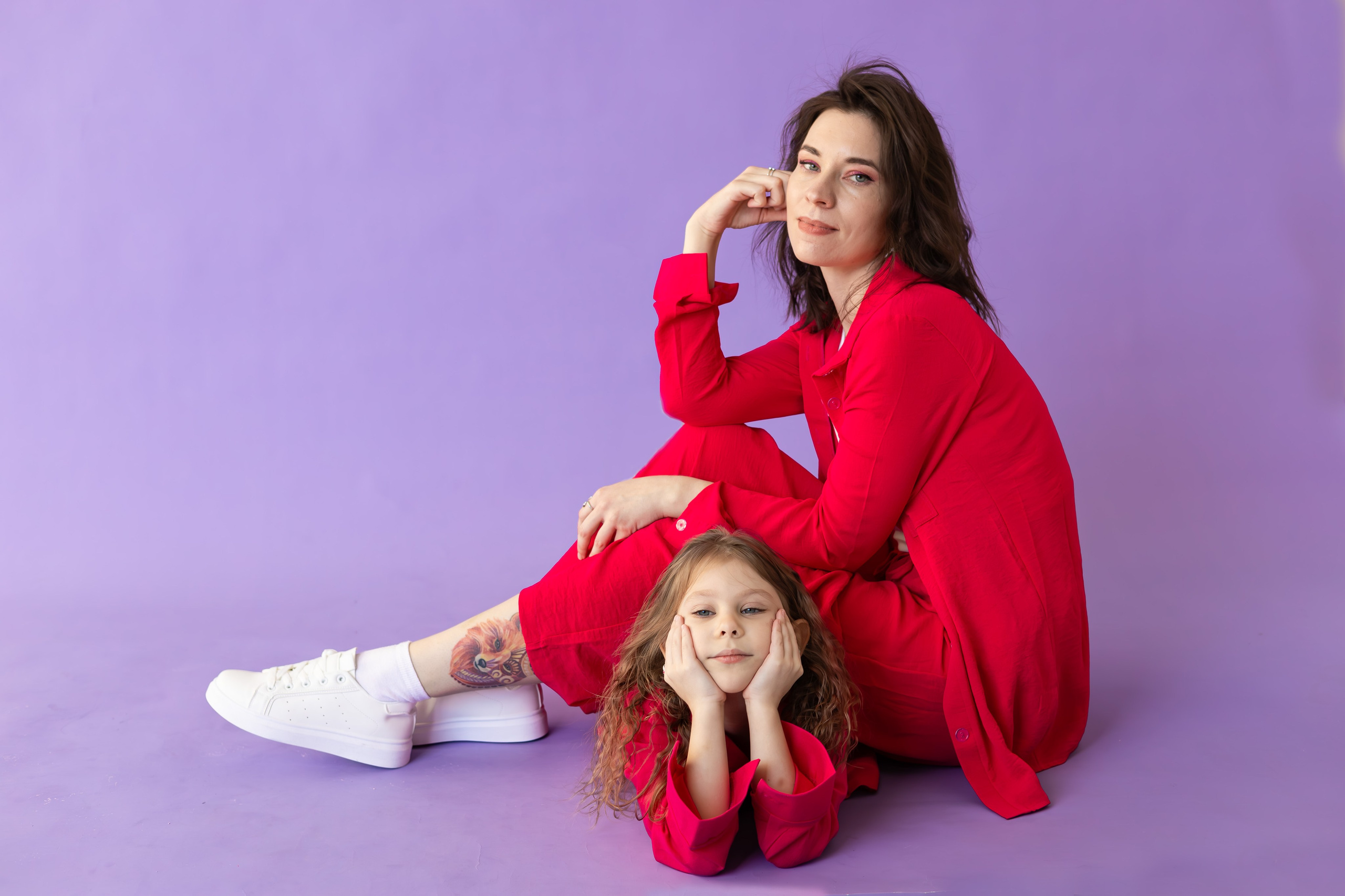 Елизавета и Василиса. Фотосессия в студии «Color Mood». Портретный фотограф Панферова Регина г. Санкт-Петербург, г. Казань