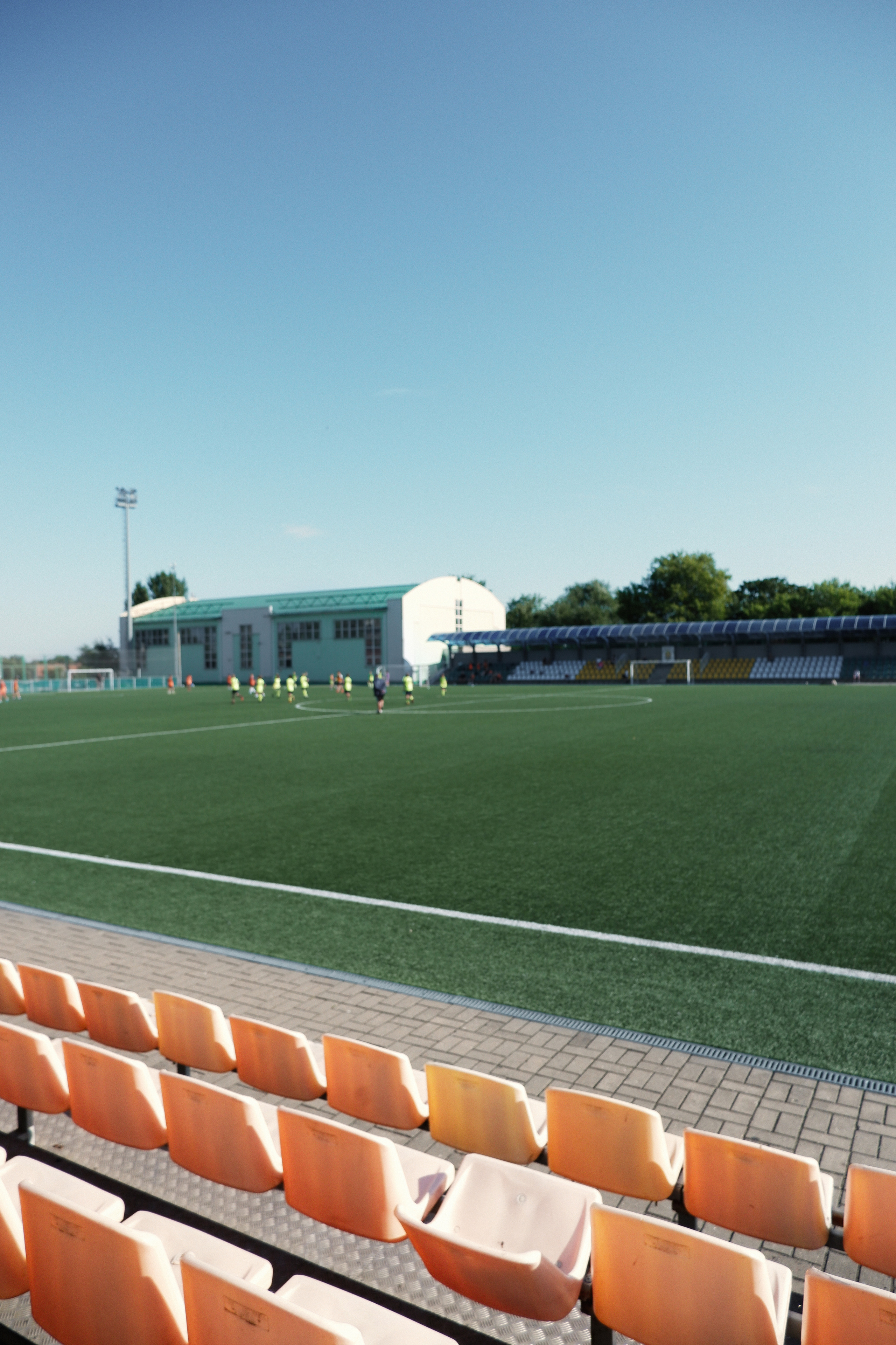 Тренировка юных футболистов. Фотограф (photographer) Lischinski Vitaliy