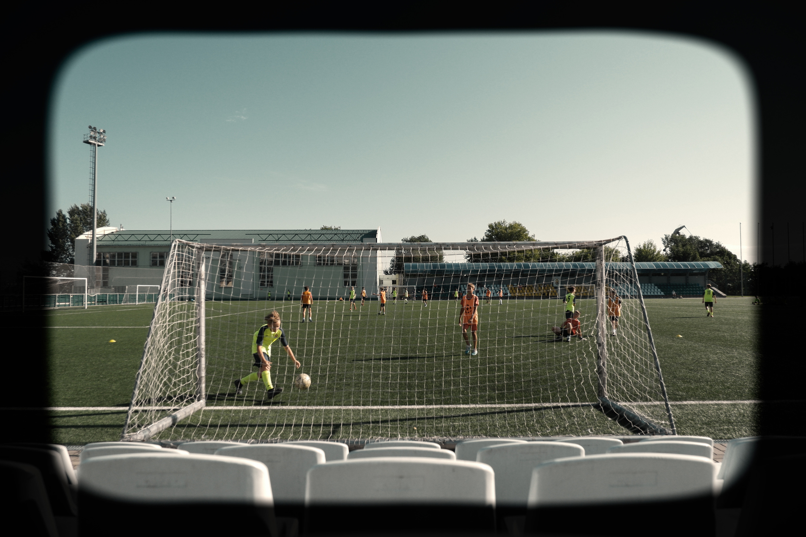 Тренировка юных футболистов. Фотограф (photographer) Lischinski Vitaliy