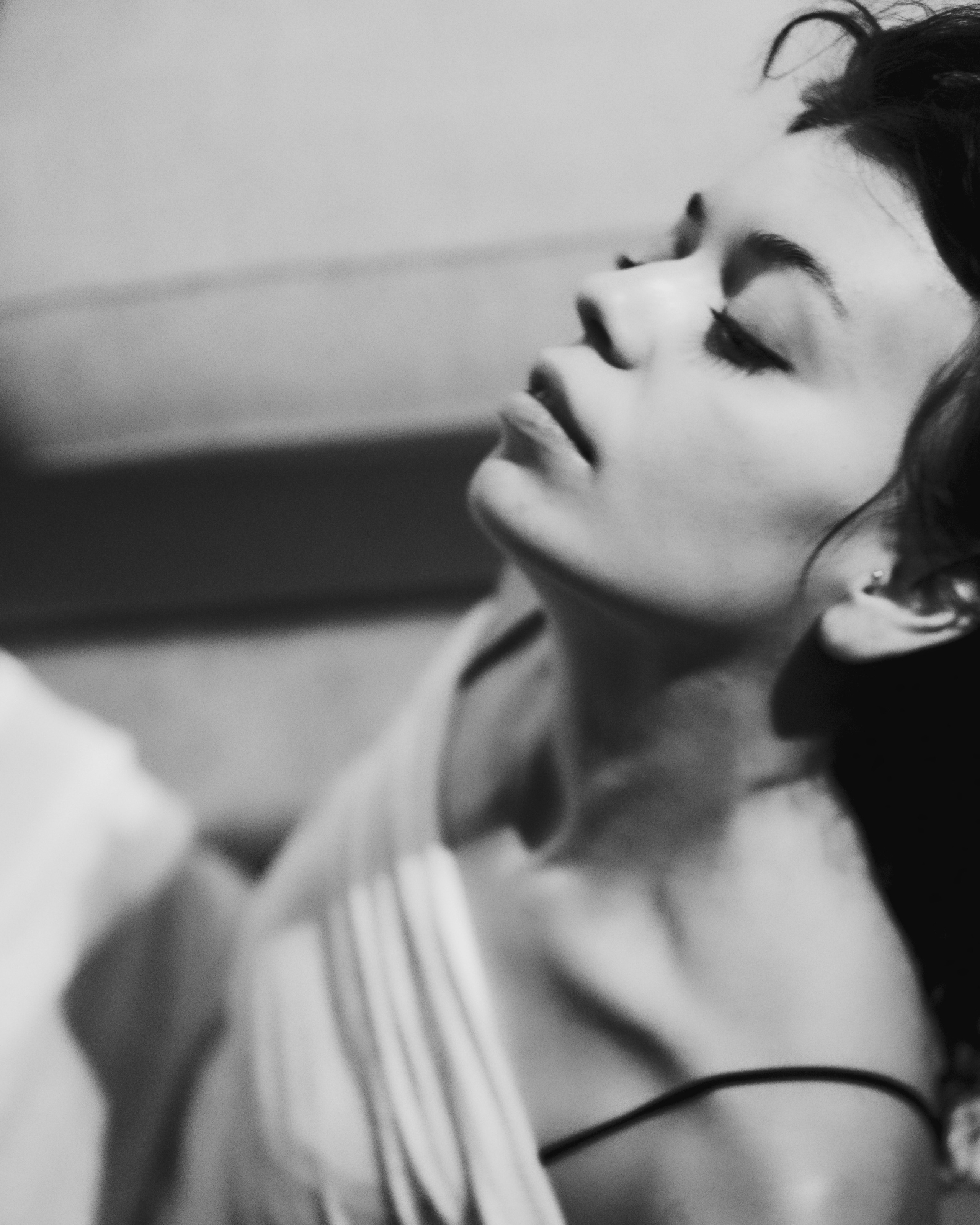 Фотосессия. Женский портрет. Черно-белая кино-эстетика