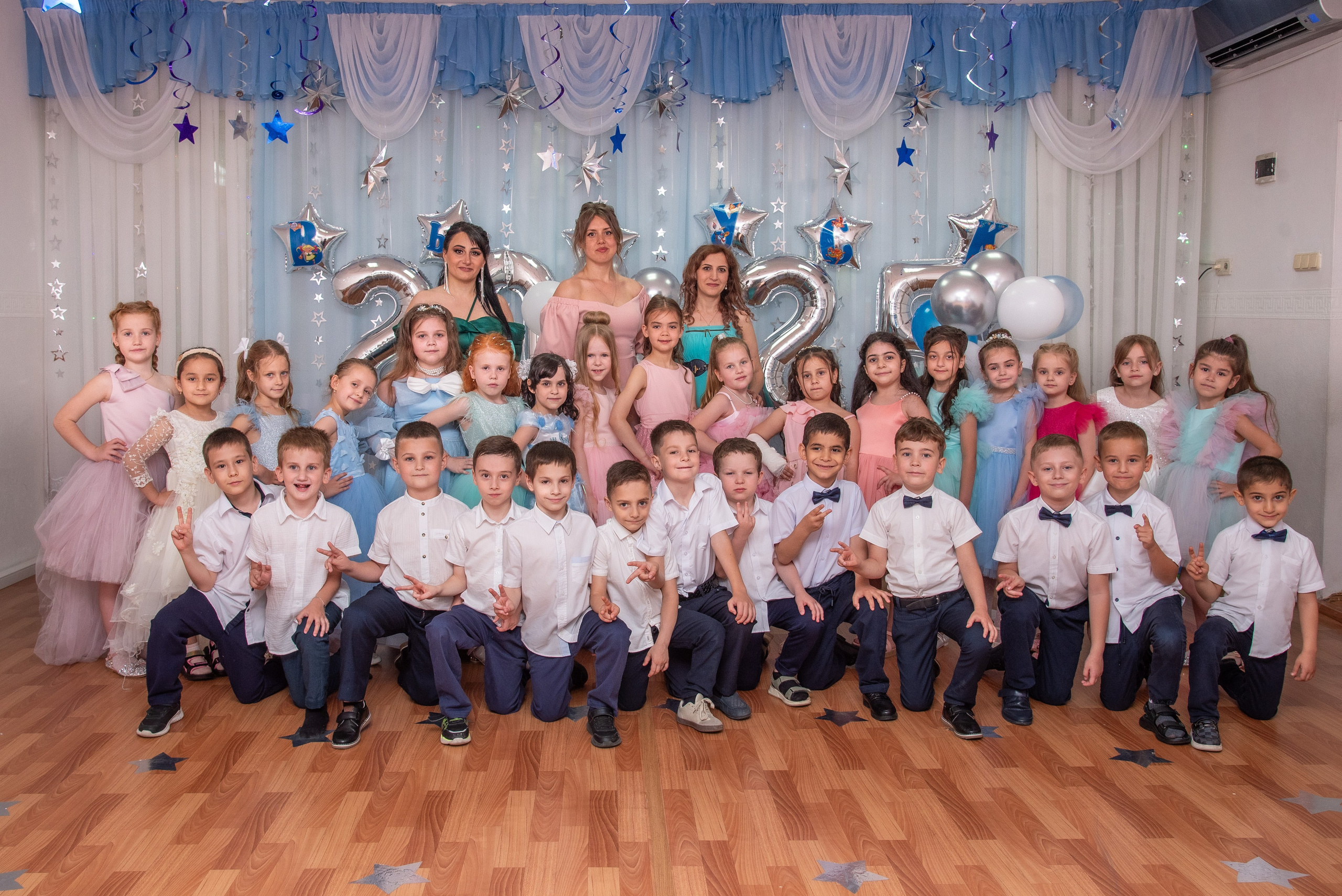 Выпускной в дет.саду (цветокор). Детский и семейный фотограф Краснодар / Сочи Сергеева Олеся