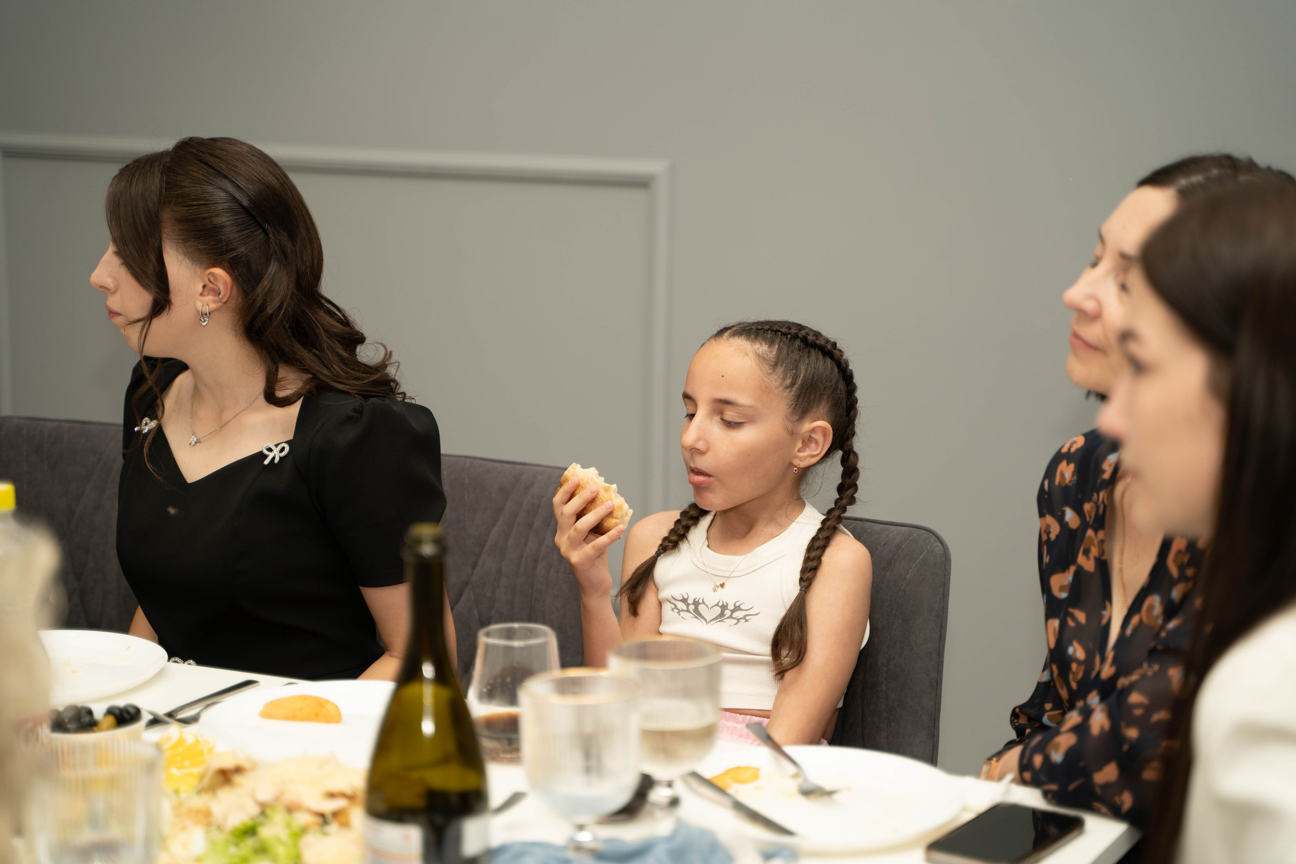 Школа 9 выпуск 2025. Выпускные альбомы в Краснодарском крае