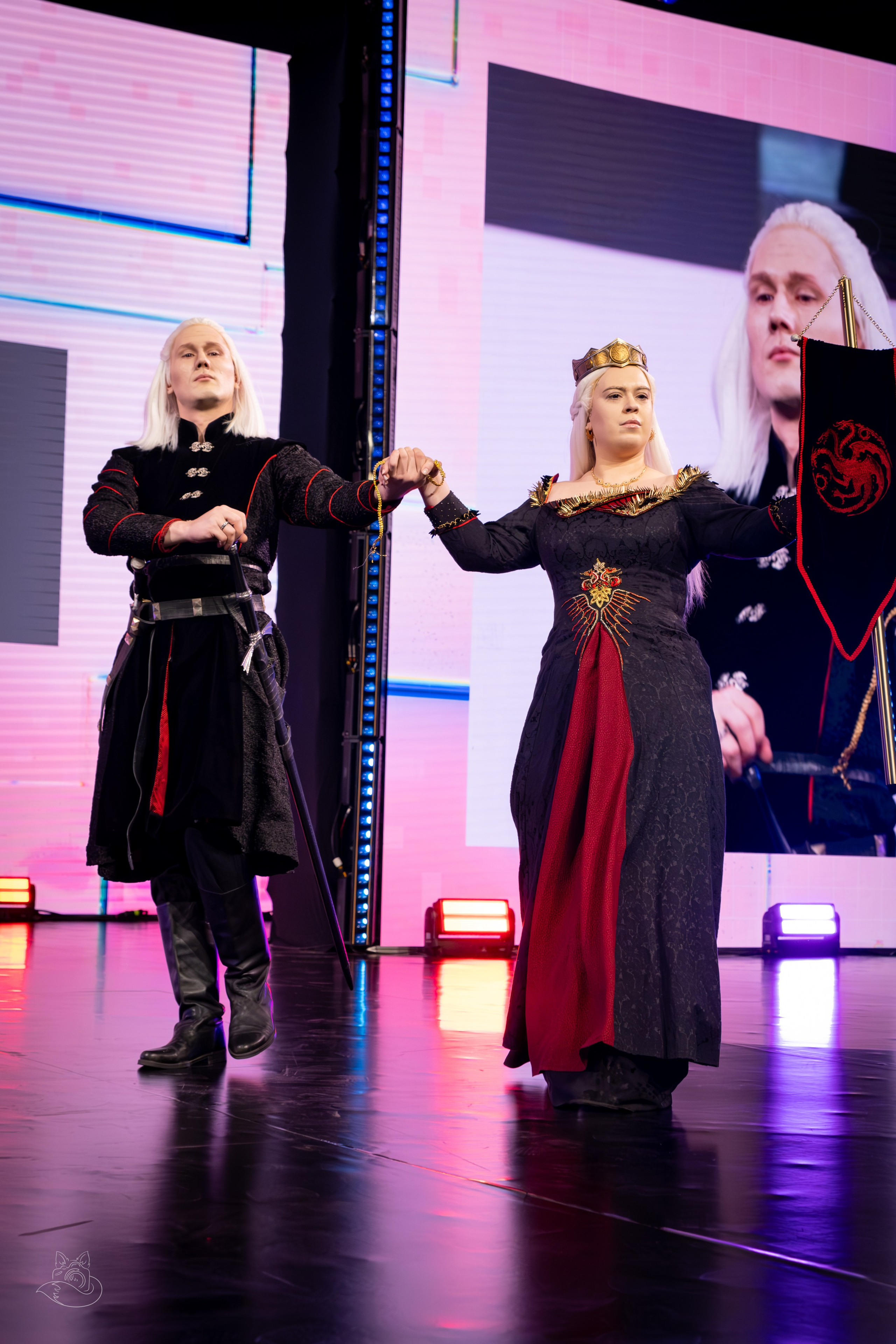 Сцена РЭД ЭКСПО 2024. Косплей фотограф