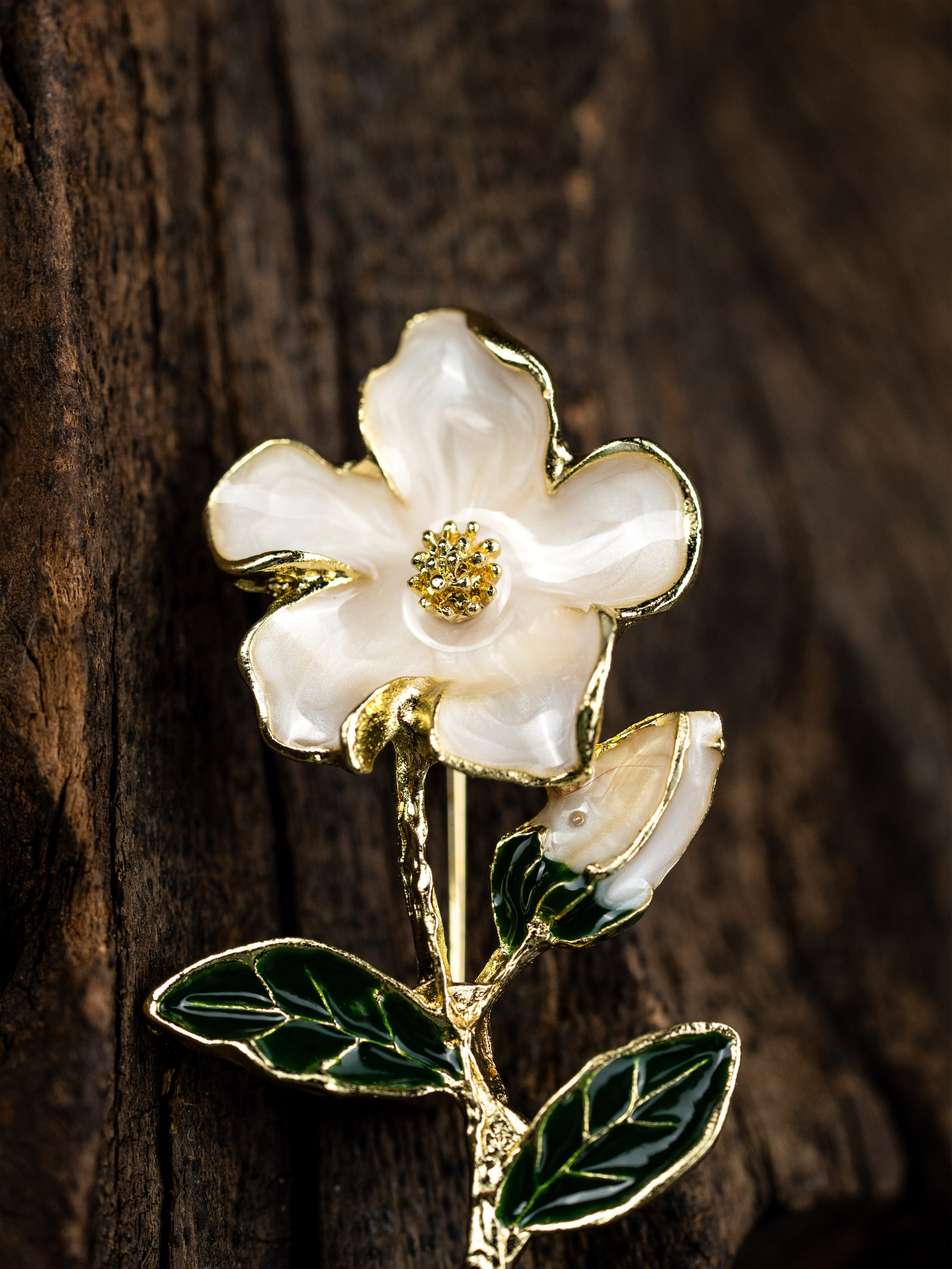 Броши, предметная съемка, съемка для маркетплейсов, товарная съемка. Олейник Денис — предметный фотограф, фотограф для маркетплейсов в Казани