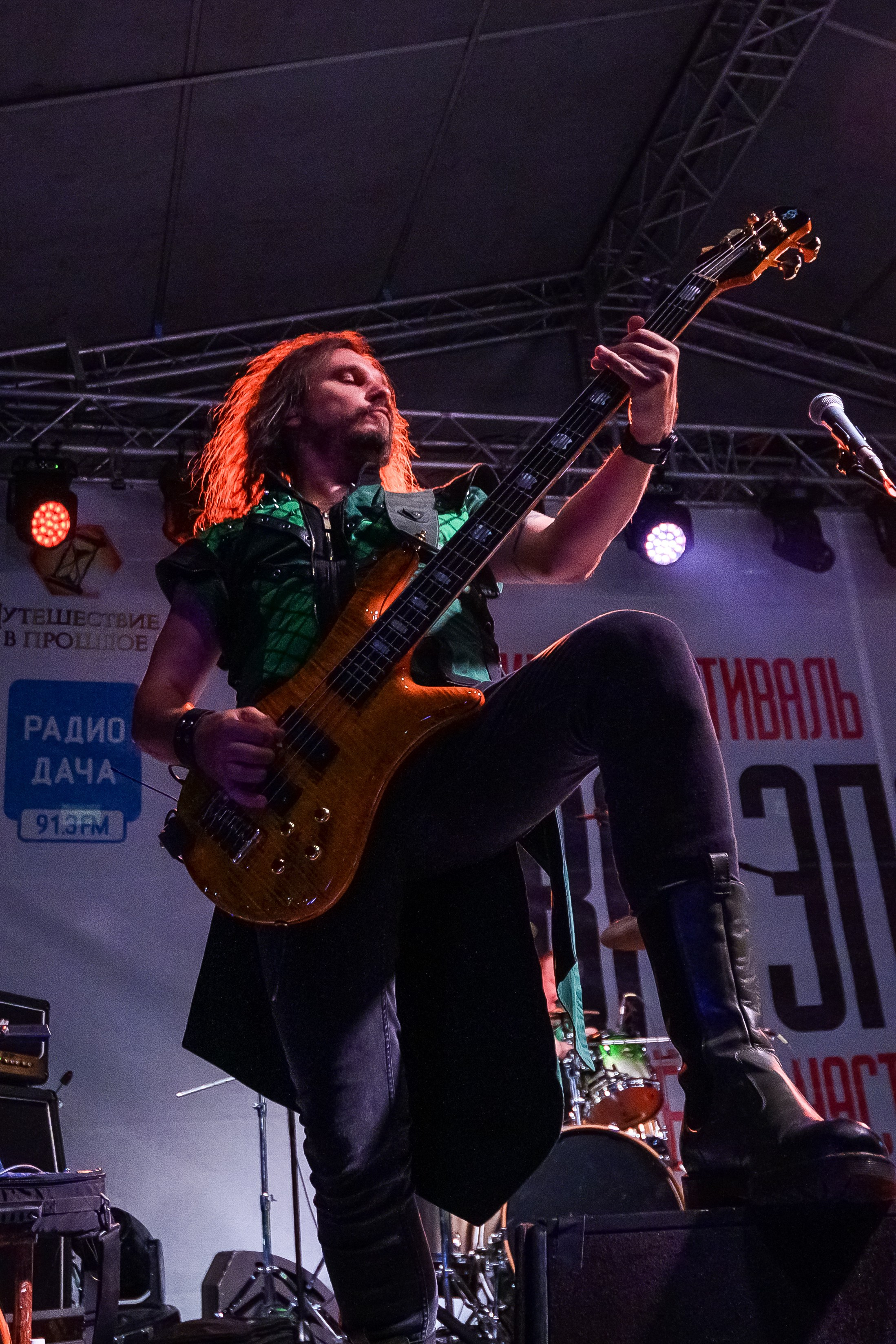 Выступление группы «ЭПИДЕМИЯ»