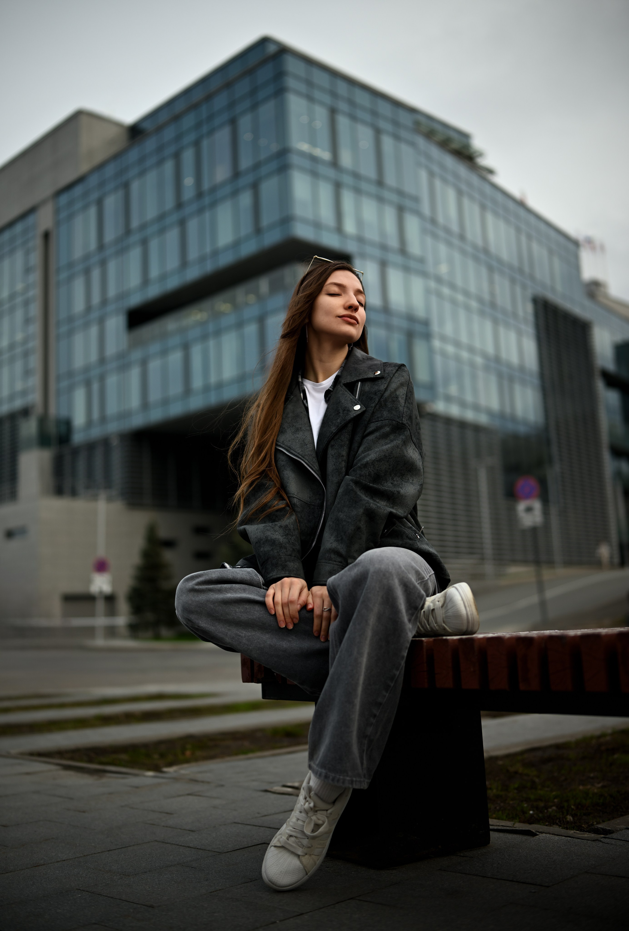 Уличная съемка в районе Национальной библиотеки