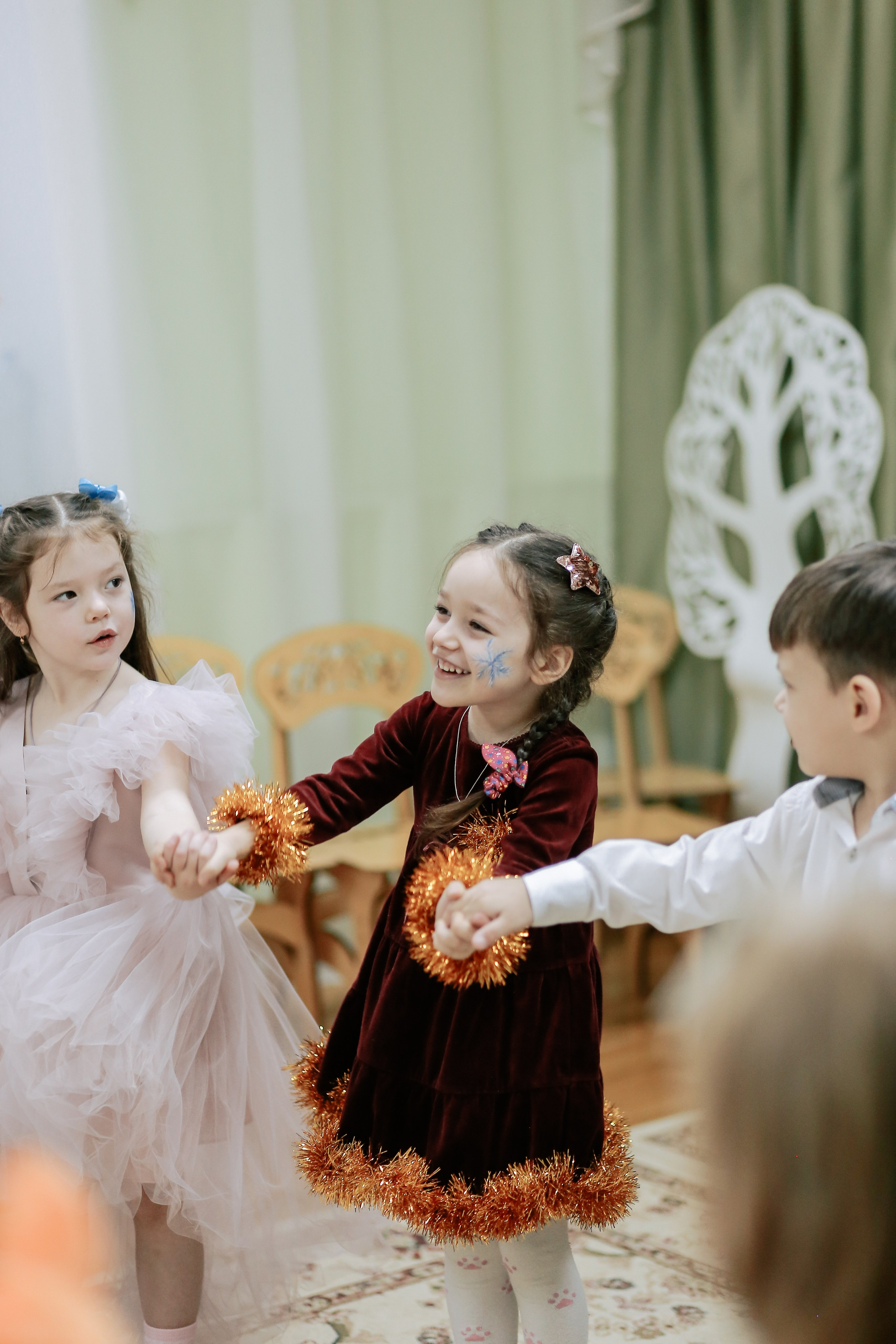 Ёлка в детском саду. Антонина Морозова, профессиональный семейный фотограф видеограф