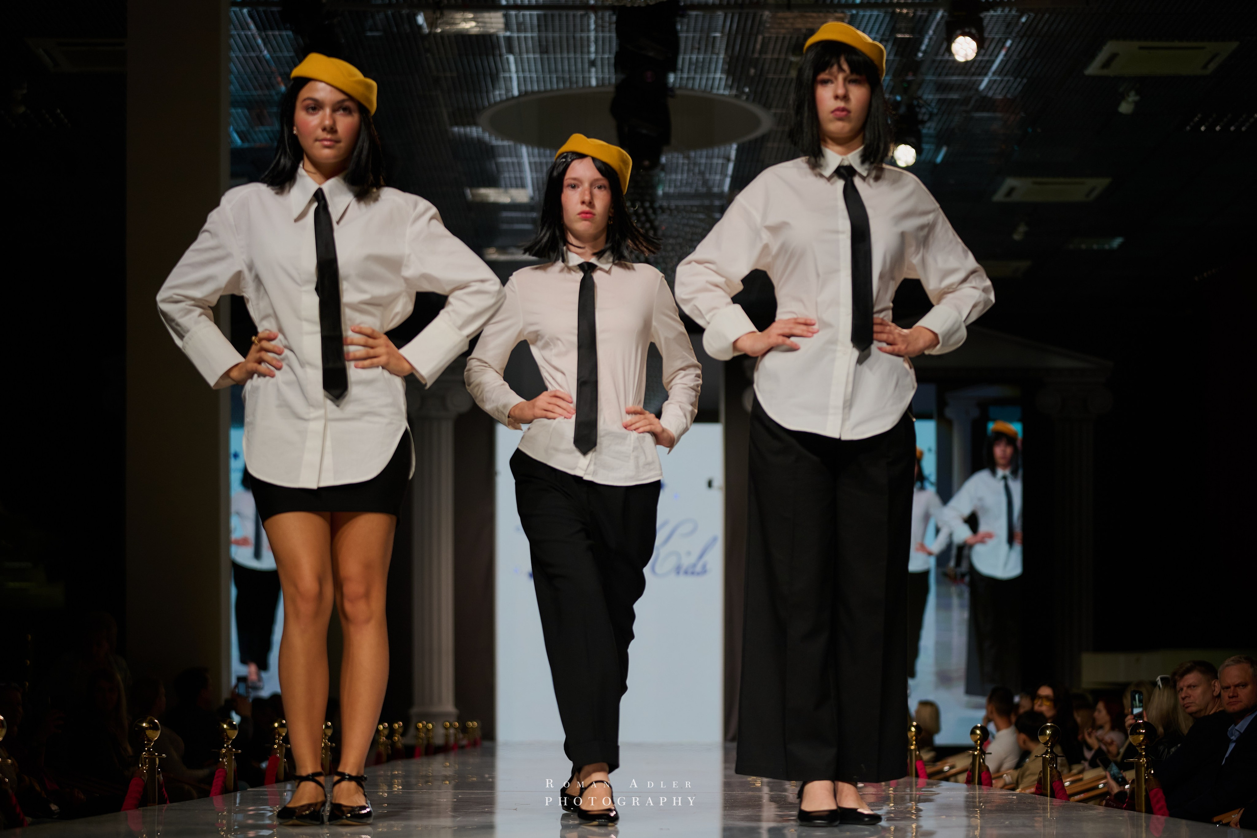 ESTET FASHION WEEK ВЕСНА — 2025. Фотограф Роман Адлер