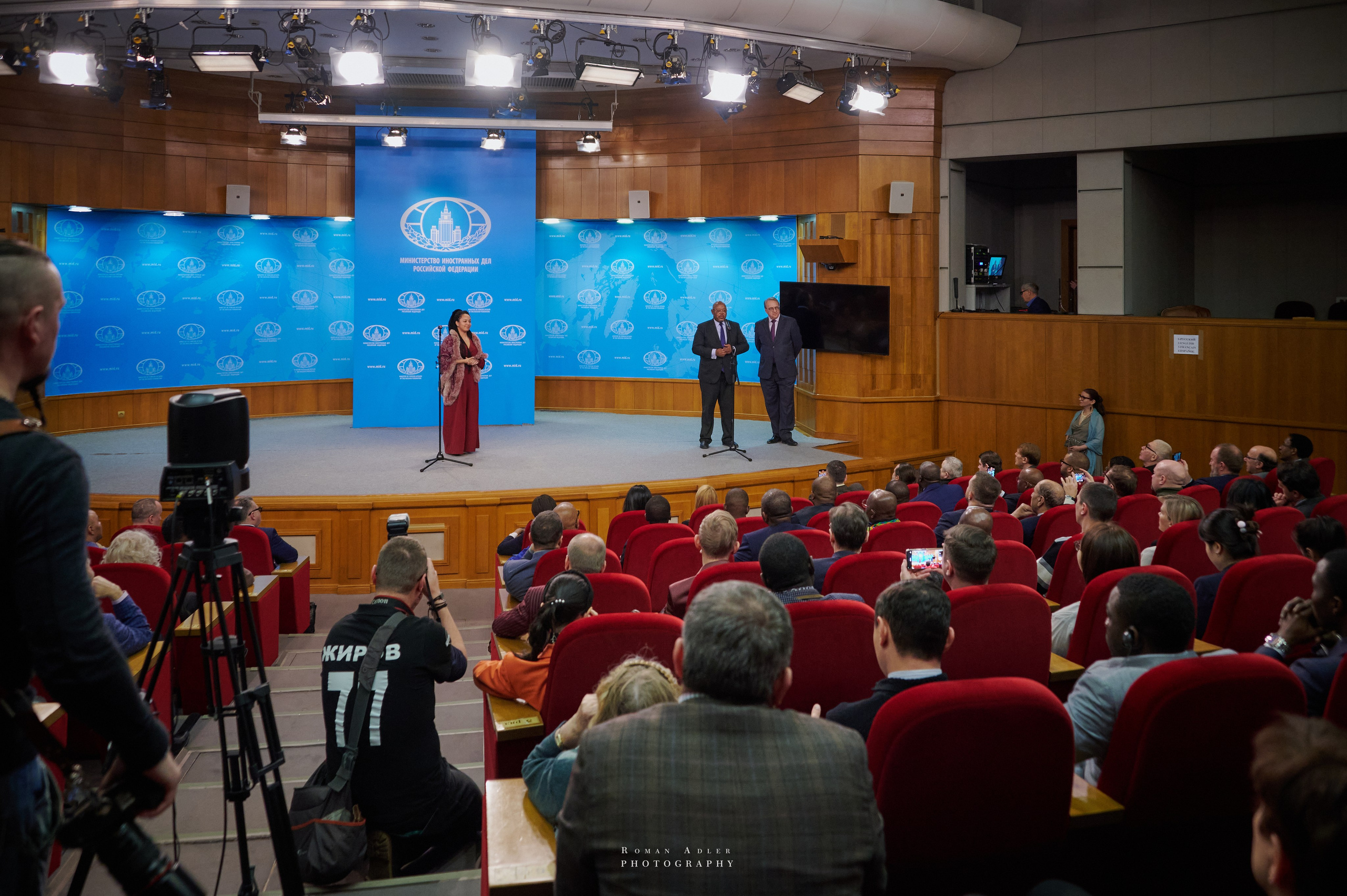 Презентация фильма Дарьи де Консейсао «Black to USSR» в МИД России. Фоторепортаж Роман Адлер. Фотограф Роман Адлер. Дарья де Консейсао