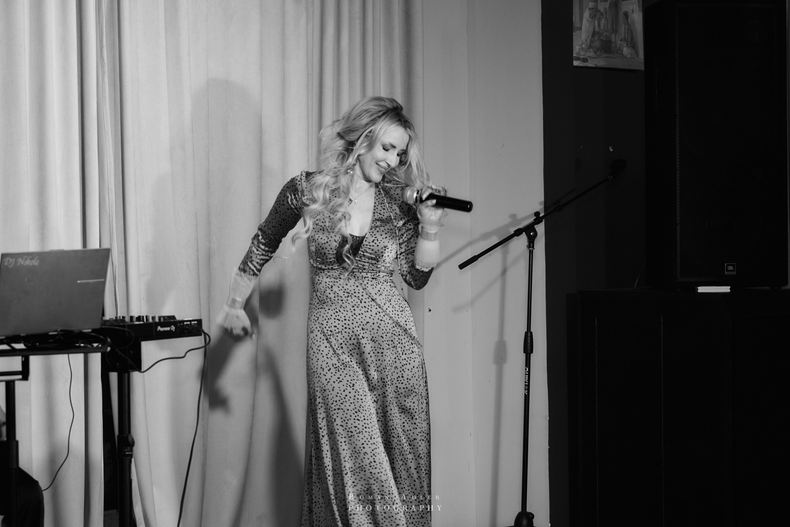 Концерт Марики (группа Стрелки). Фотограф Роман Адлер