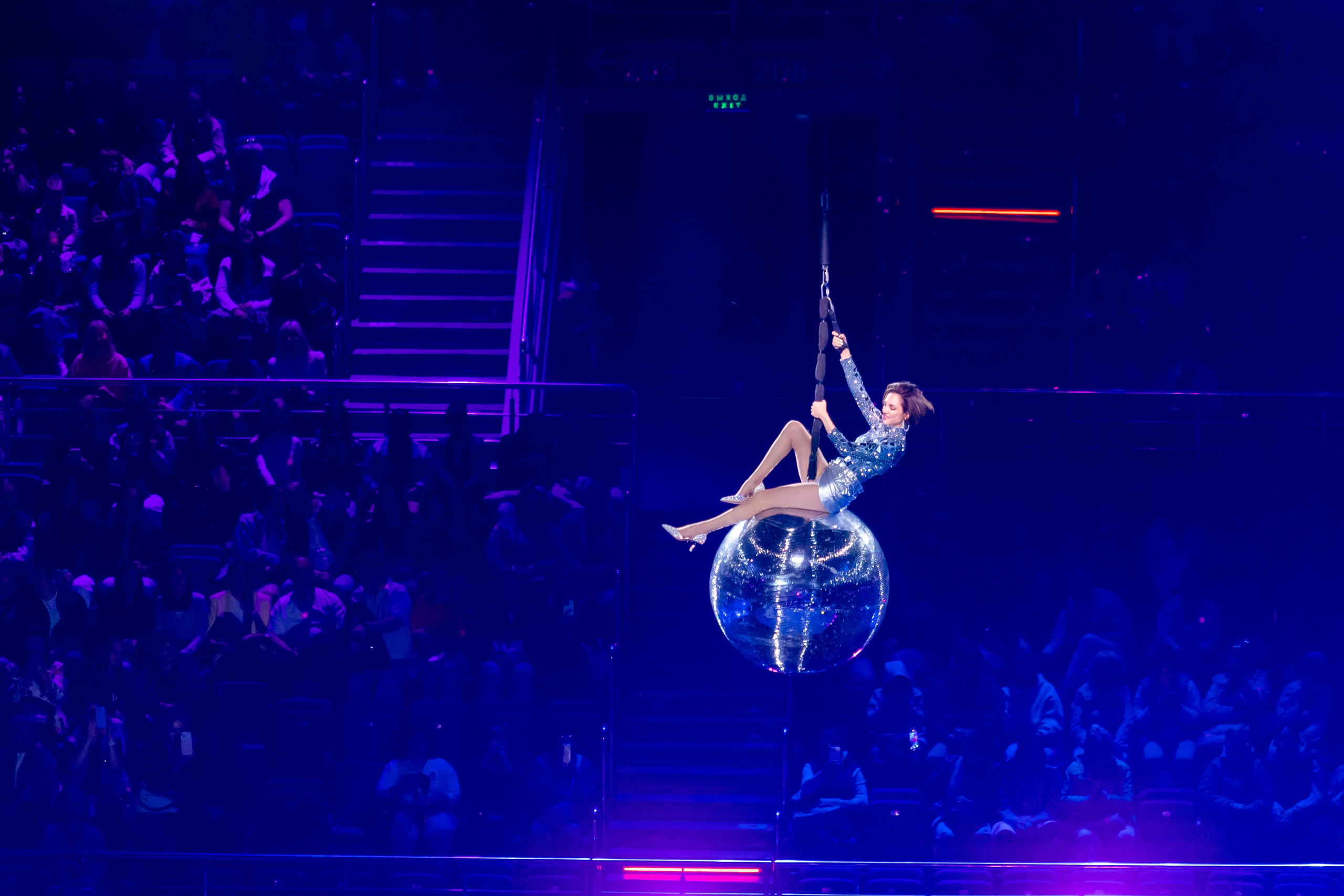 Шоу Евгении Медведевой. Фотограф Вадим Казусь