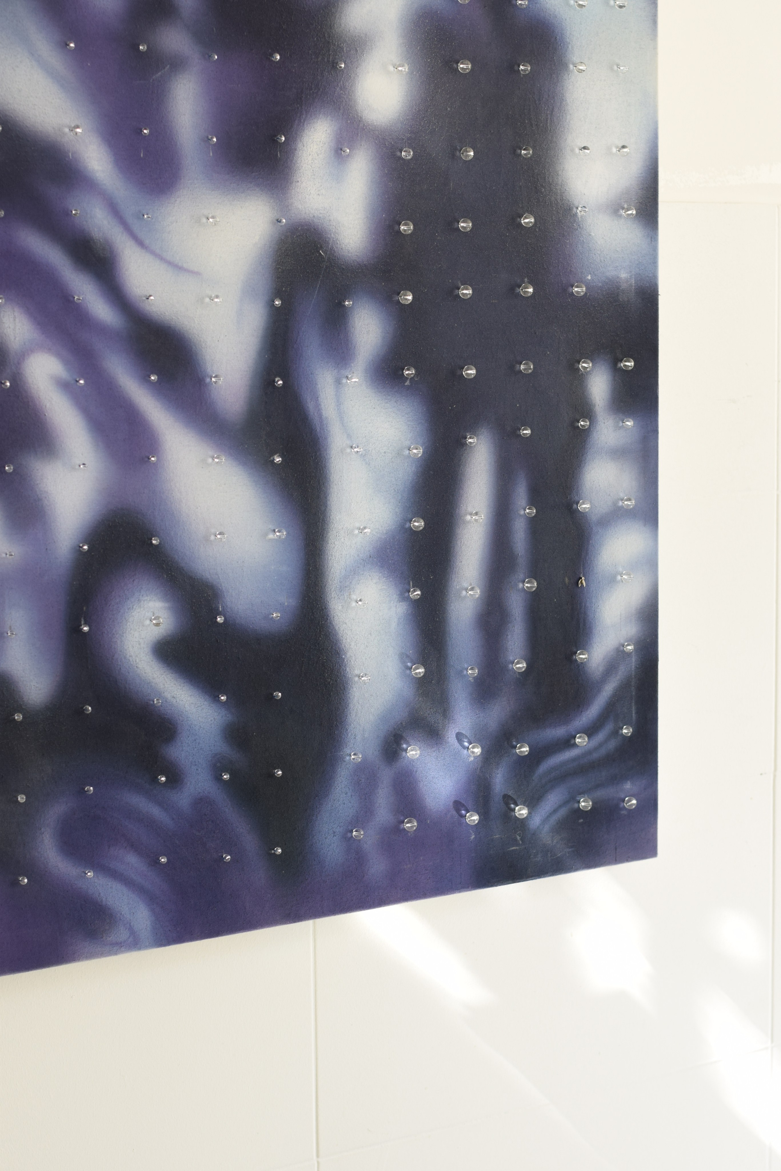 ПРЕДЧУВСТВИЕ СКВОЗЬ ТИШИНУ — ДВИЖЕНИЕ, КОТОРОМУ ЕЩЕ НЕ ДАЛИ ИМЯ. Contemporary artist based in Moscow