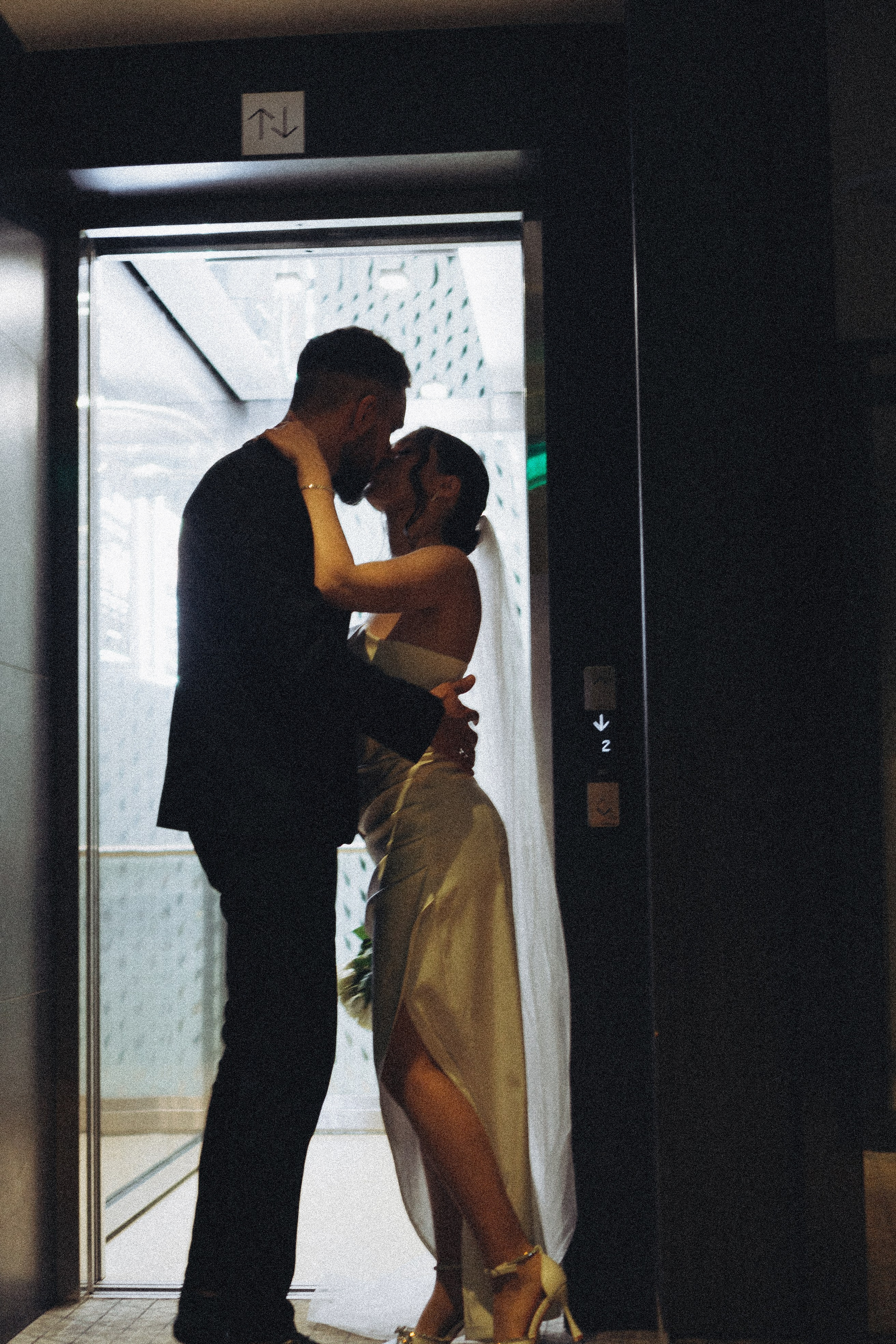 СВАДЕБНАЯ СЬЕМКА СБОРОВ ЖЕНИХА И НЕВЕСТЫ В ОТЕЛЕ И ТАКЖЕ ФОТОСЕССИИЯ В ОТЕЛЕЕ МЕГАПОЛИС БРЯНСК. Профессиональный фотограф, Санкт-Петербург — Виктория Богомолова