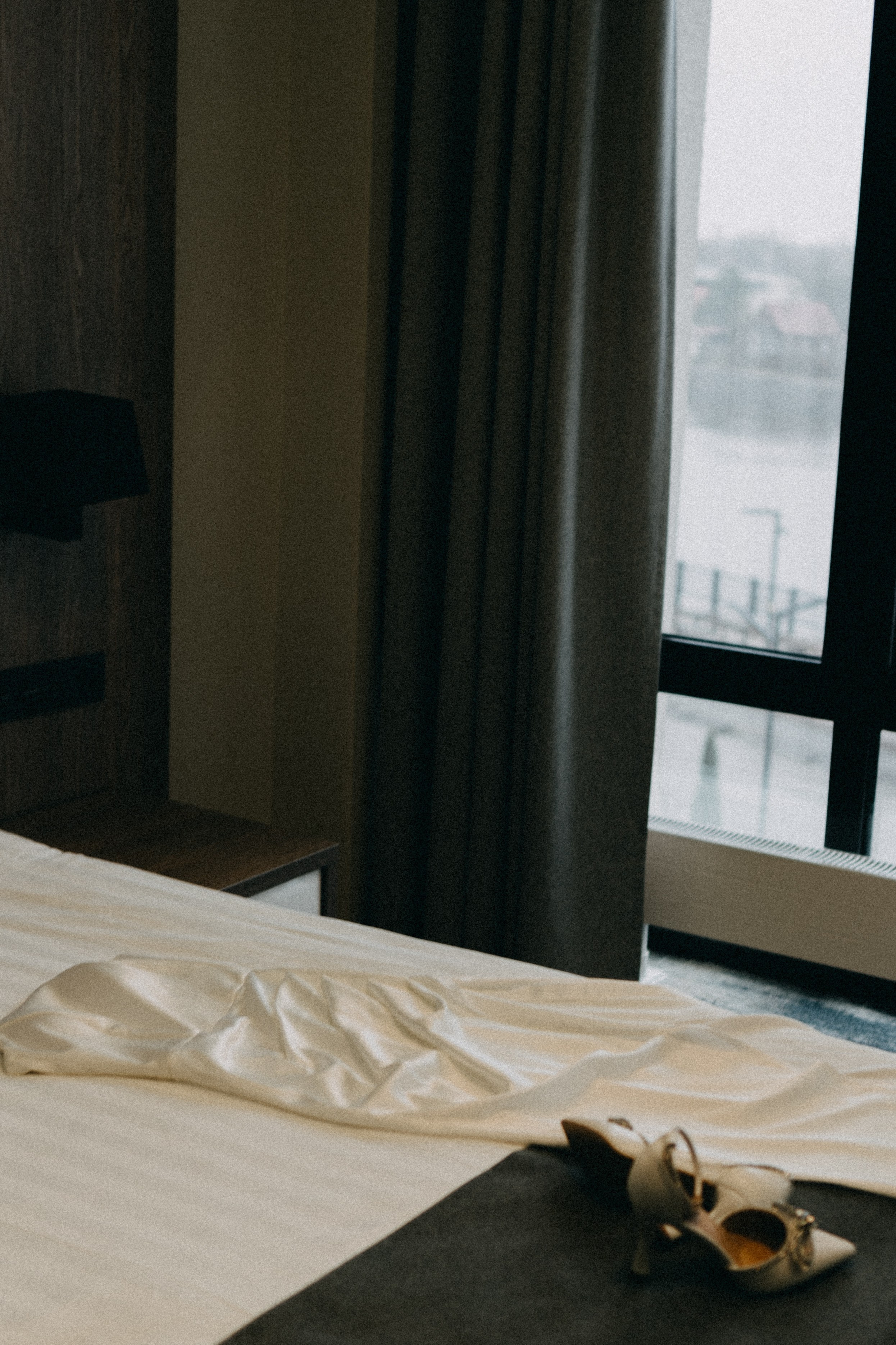 СВАДЕБНАЯ СЬЕМКА СБОРОВ ЖЕНИХА И НЕВЕСТЫ В ОТЕЛЕ И ТАКЖЕ ФОТОСЕССИИЯ В ОТЕЛЕЕ МЕГАПОЛИС БРЯНСК. Профессиональный фотограф, Санкт-Петербург — Виктория Богомолова