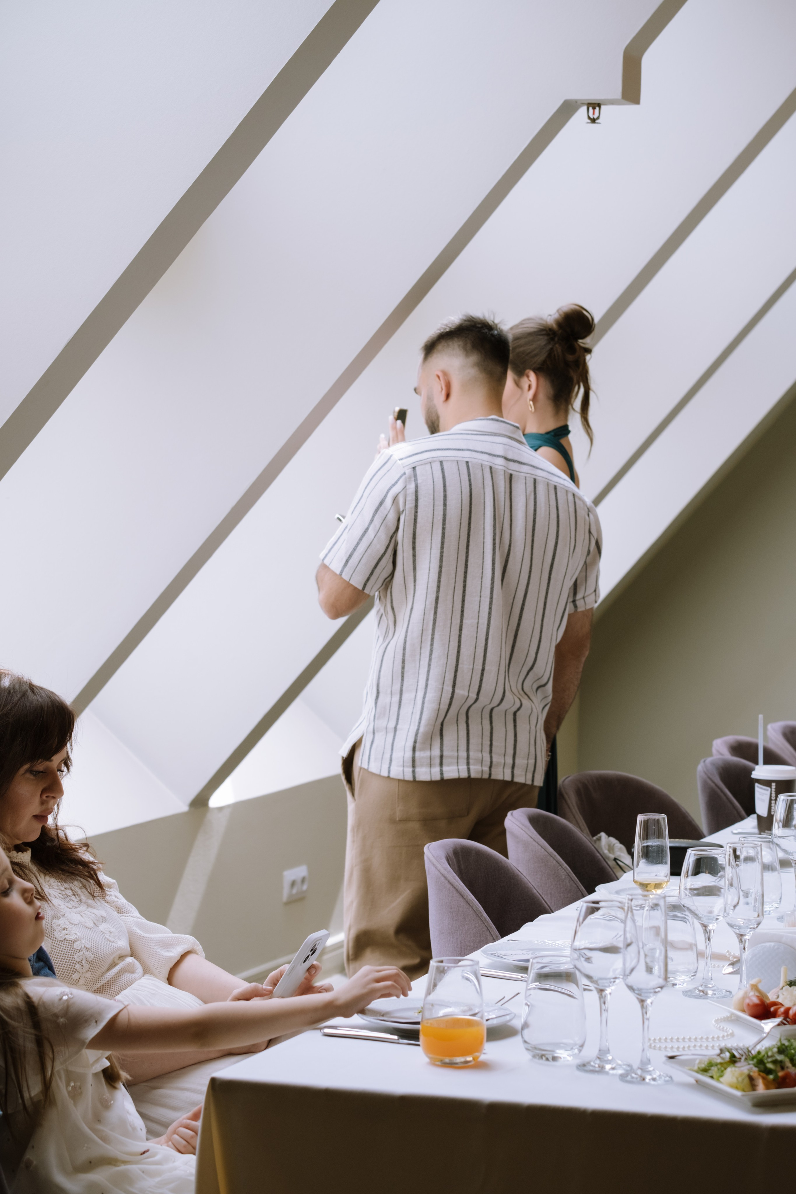 СВАДЕБНЫЙ БАНКЕТ НА ВЛАДИМИРСКОЙ В САНКТ-ПЕТЕРБУРГЕ (КАМЕРНАЯ СВАДЬБА). Профессиональный фотограф, Санкт-Петербург — Виктория Богомолова