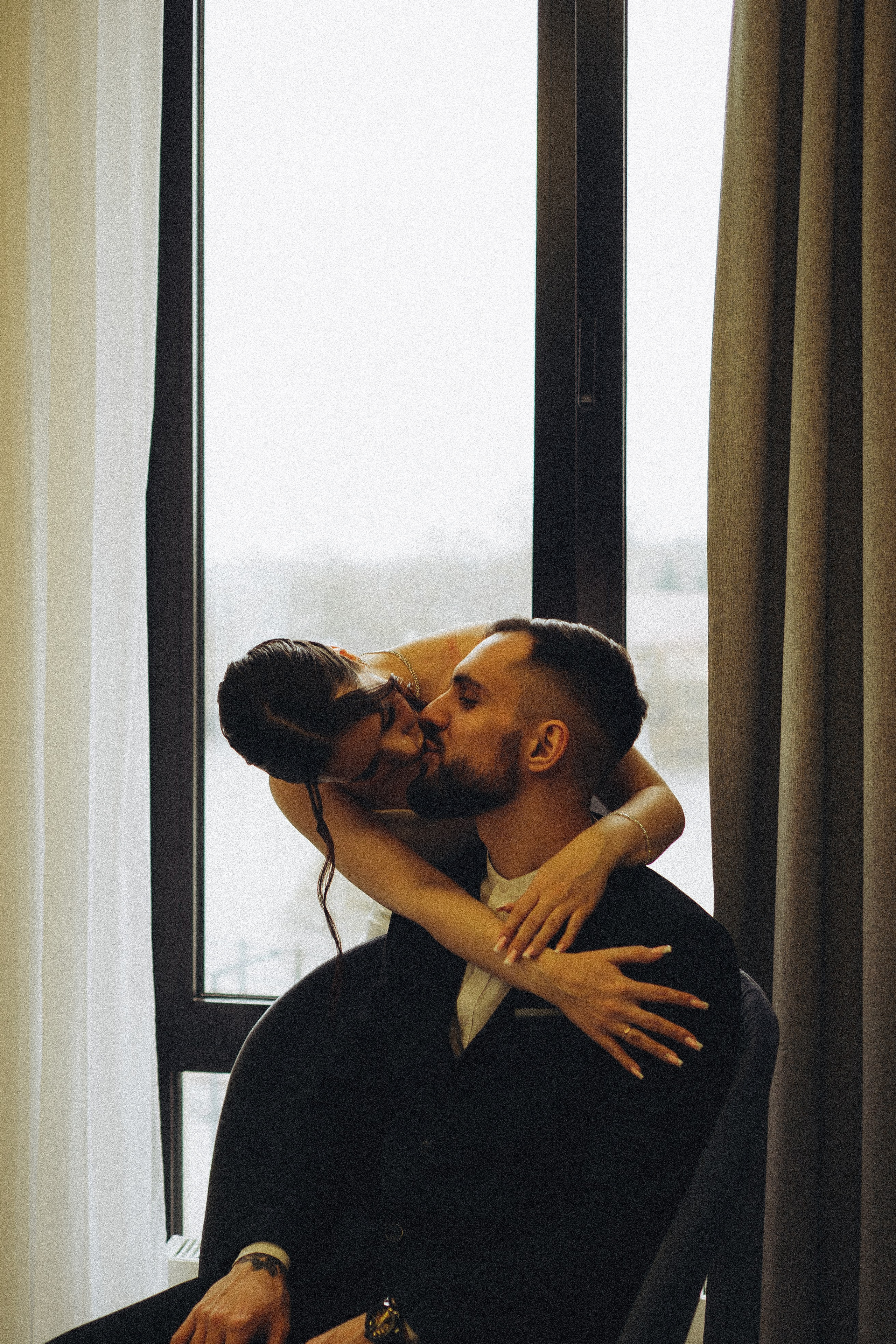 СВАДЕБНАЯ СЬЕМКА СБОРОВ ЖЕНИХА И НЕВЕСТЫ В ОТЕЛЕ И ТАКЖЕ ФОТОСЕССИИЯ В ОТЕЛЕЕ МЕГАПОЛИС БРЯНСК. Профессиональный фотограф, Санкт-Петербург — Виктория Богомолова