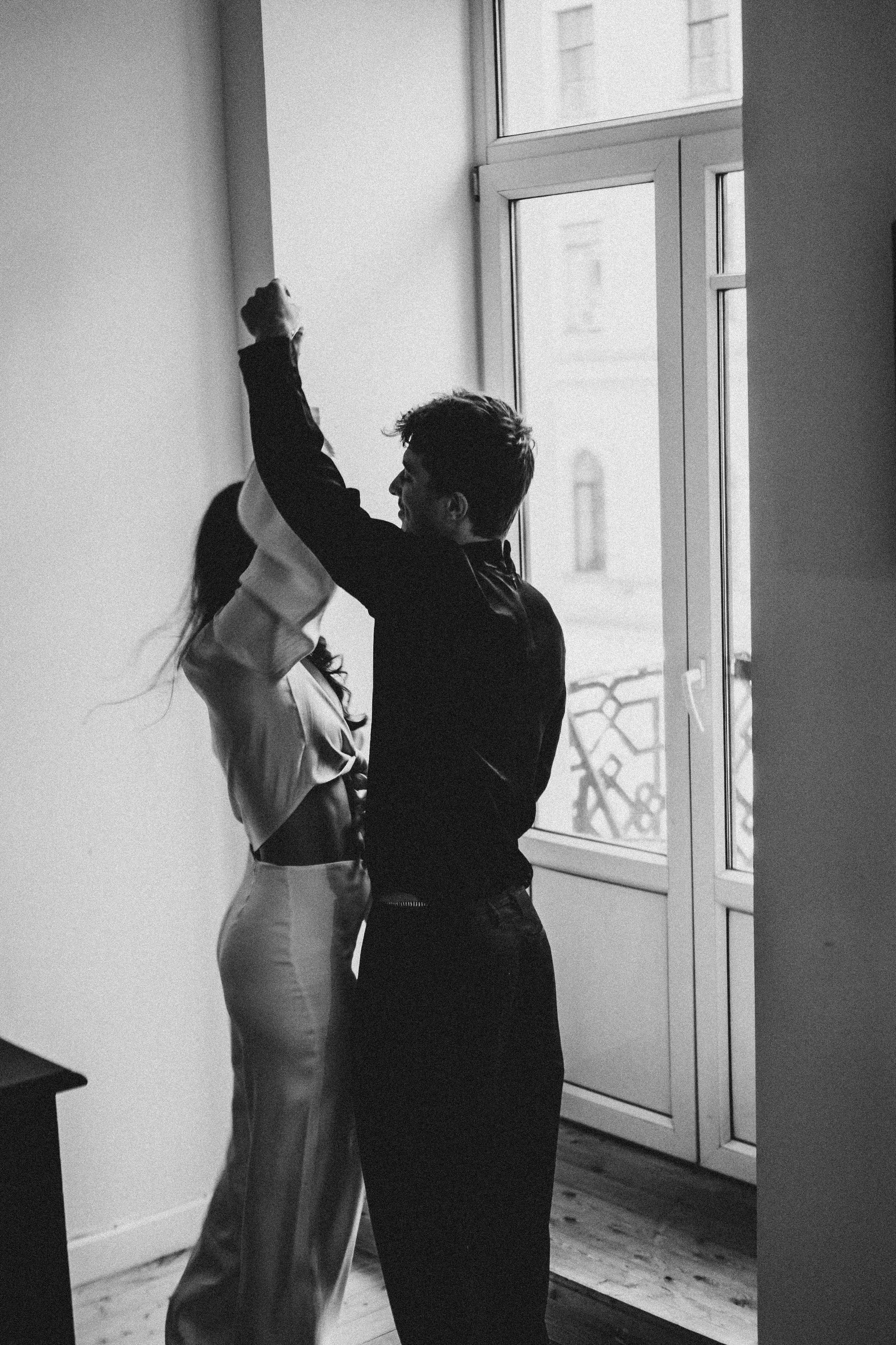 СБОРЫ ЖЕНИХА И НЕВЕСТЫ В УЮТНОЙ КВАРТИРЕ В ЦЕНТРЕ САНТК-ПЕТЕРБУРГА. Профессиональный фотограф, Санкт-Петербург — Виктория Богомолова