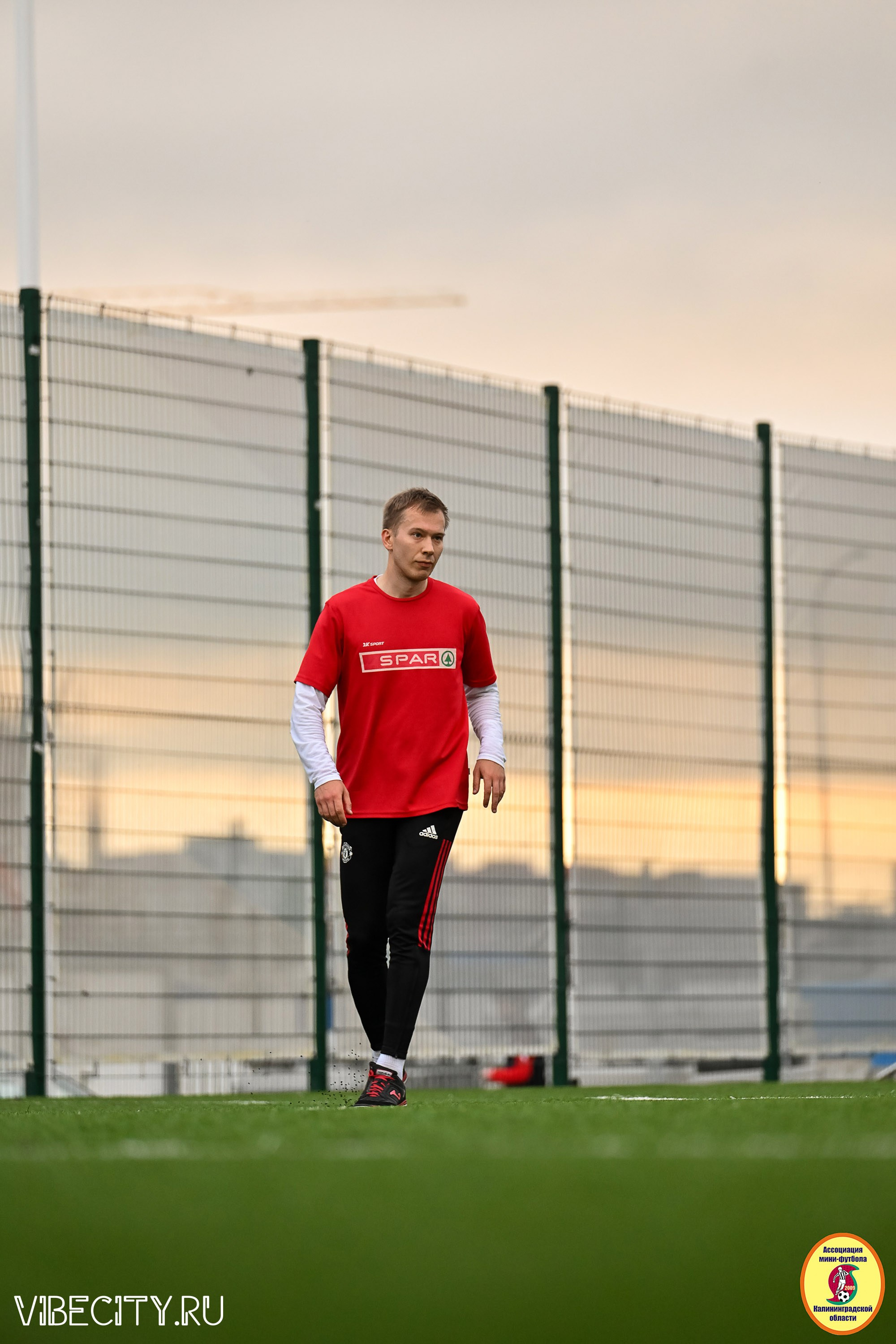 ИГРЫ МИНИ-ФУТБОЛЬНОЙ ЛИГИ. VIBECITY.RU Вайб Сити Ру Фоторепортажи Фотоотчеты Калининград