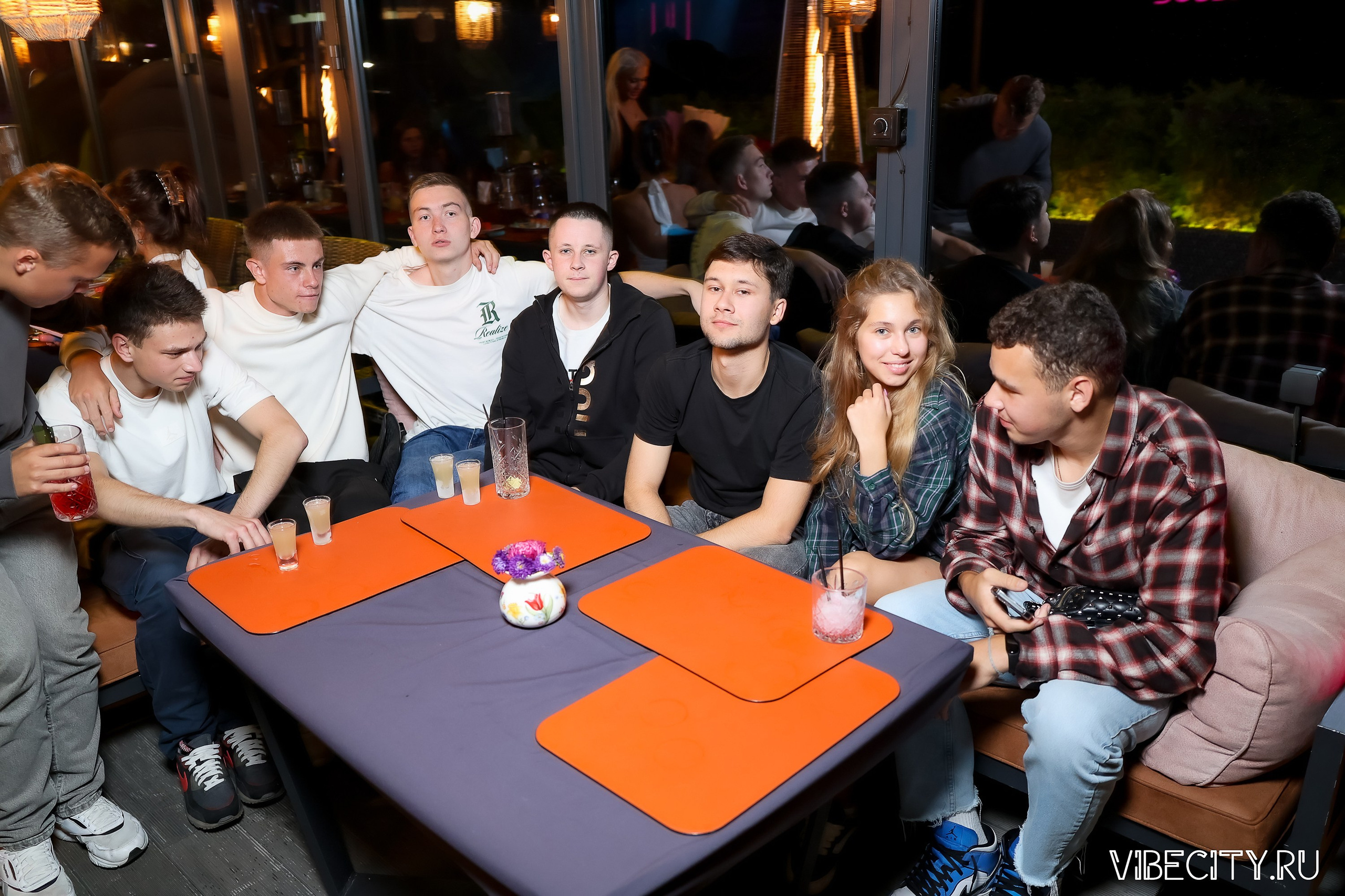 DOUBLE U. VIBECITY.RU Вайб Сити Ру Фоторепортажи Фотоотчеты Калининград