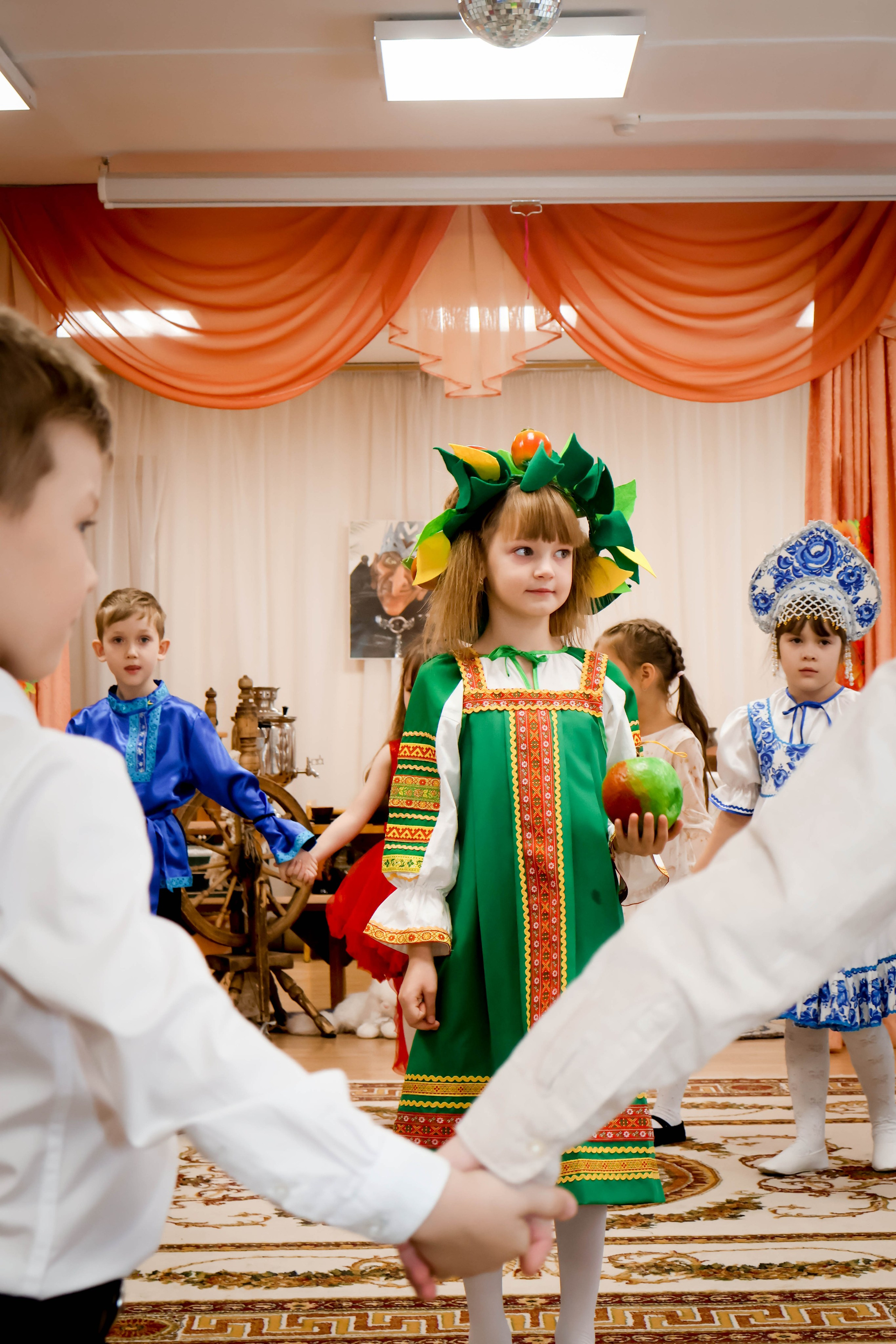 Осенний утренник гр. «Малинка». Виктория Шишкова свадебный фотограф Москва и МО (Балашиха, Щелково)