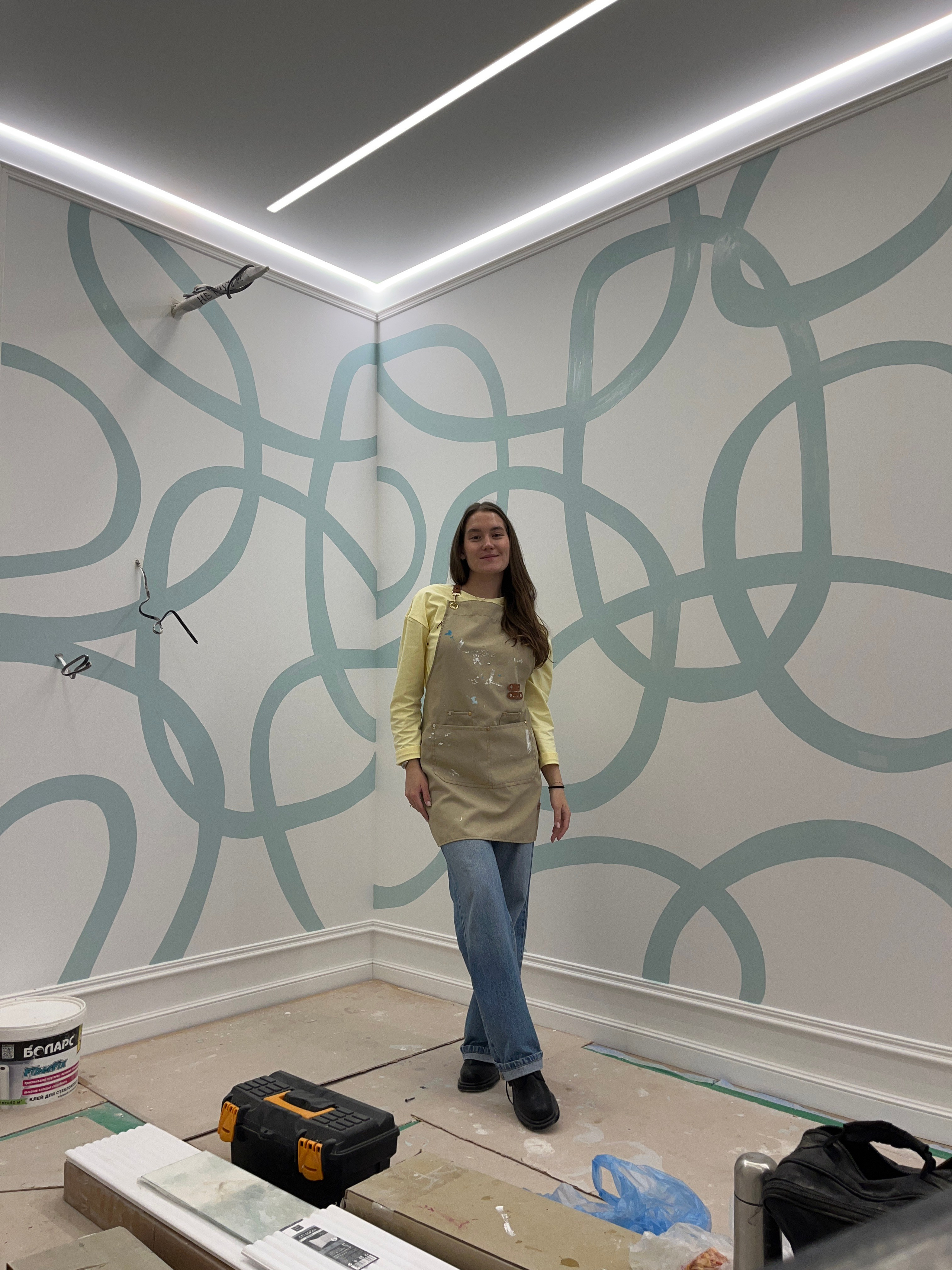 Роспись стены. Художник-преподаватель Диляра Хабибуллина