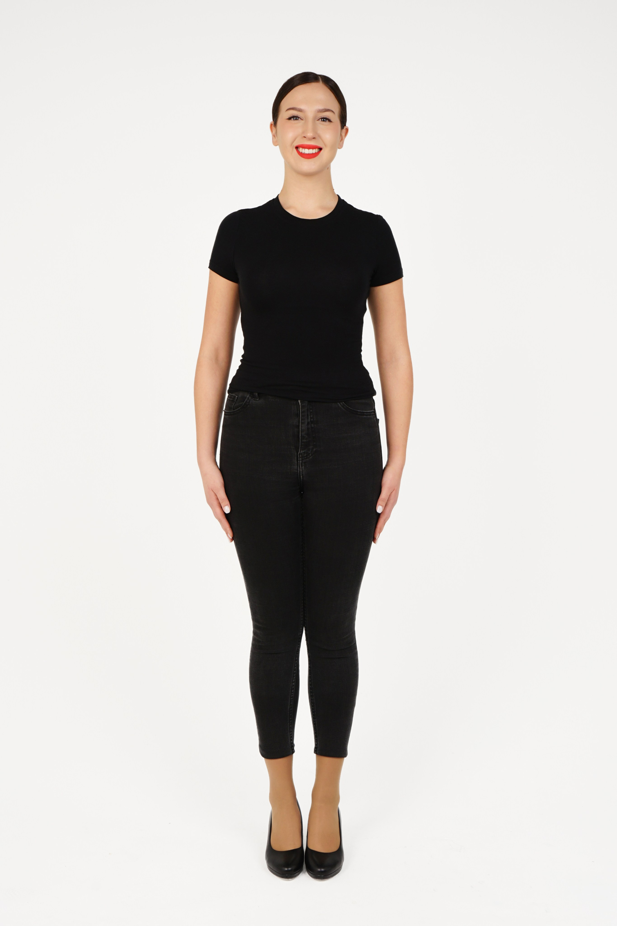 Съёмка для резюме Emirates / Etihad и др. Женский фотограф в Химках Алёна Ленёва