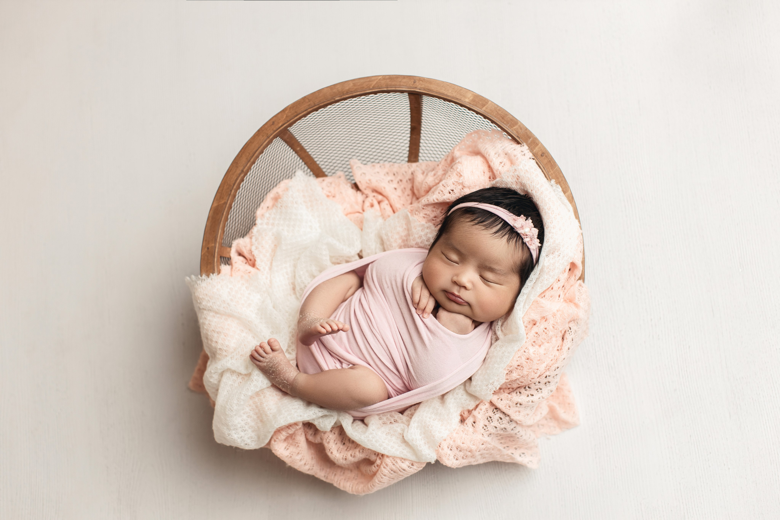 Девочки. Фотограф беременности, новорождённых и деток до года в Актау