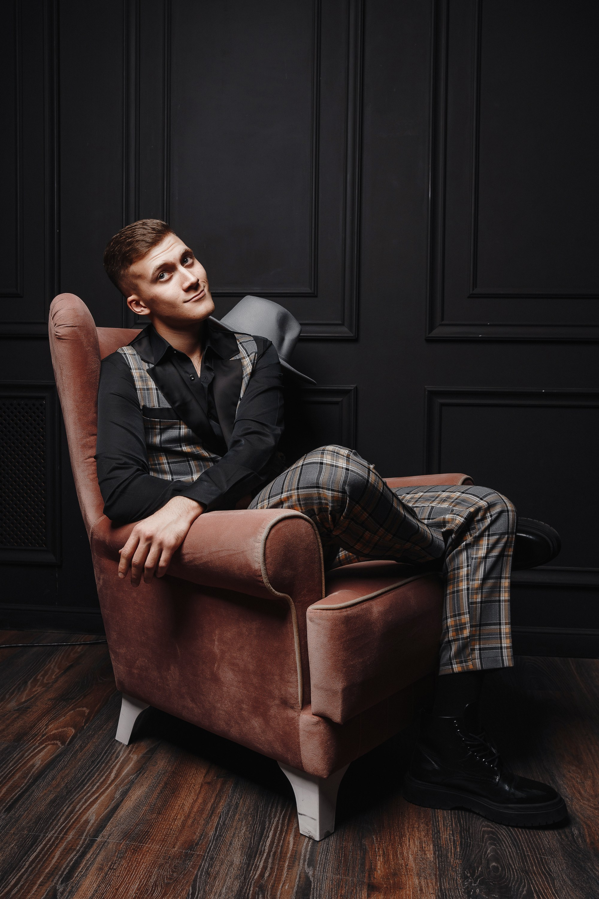 Portrait. Главная