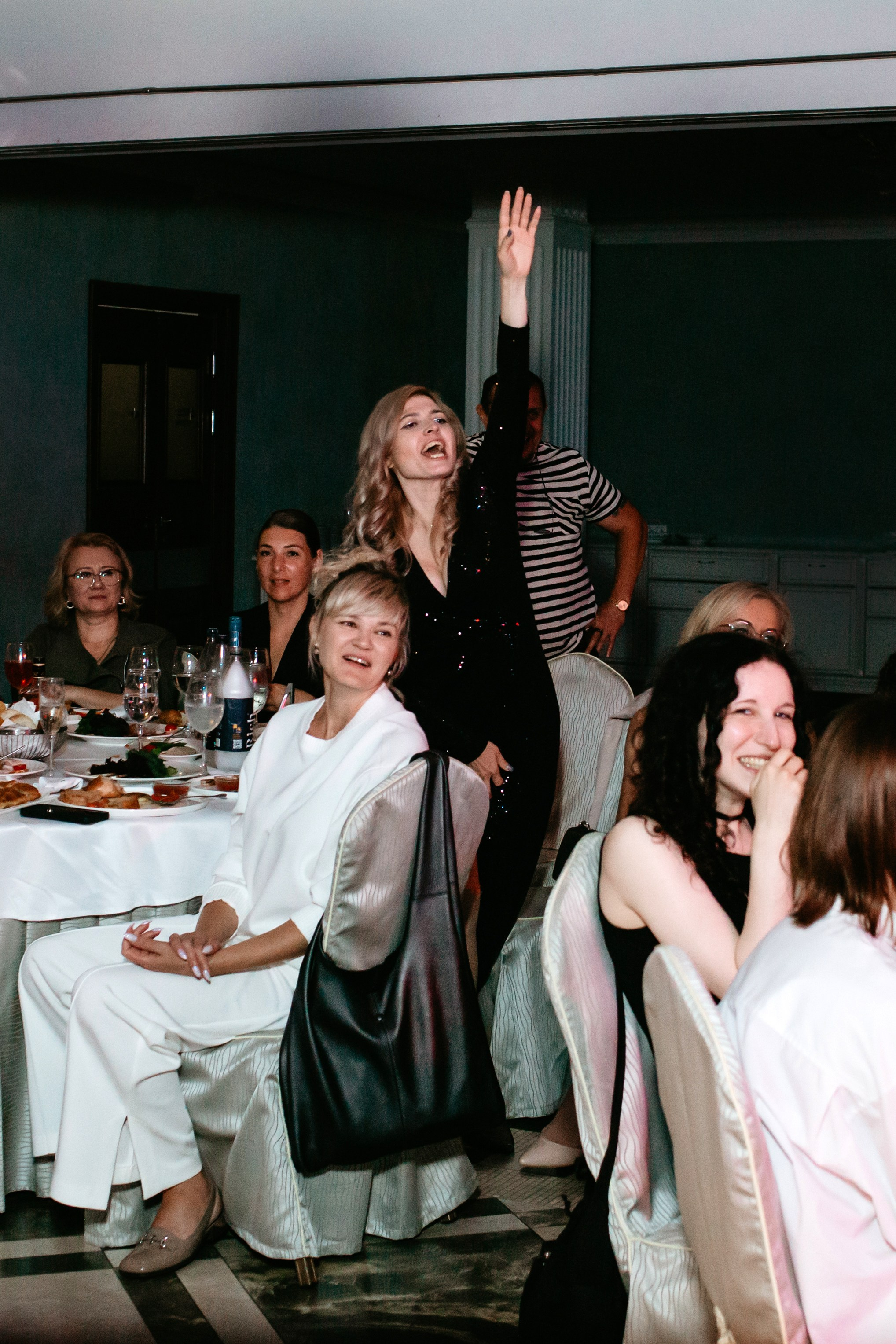 Выпускной 2025 (9класс) 124 школа. Фотограф в Челябинске Ополихина Анна