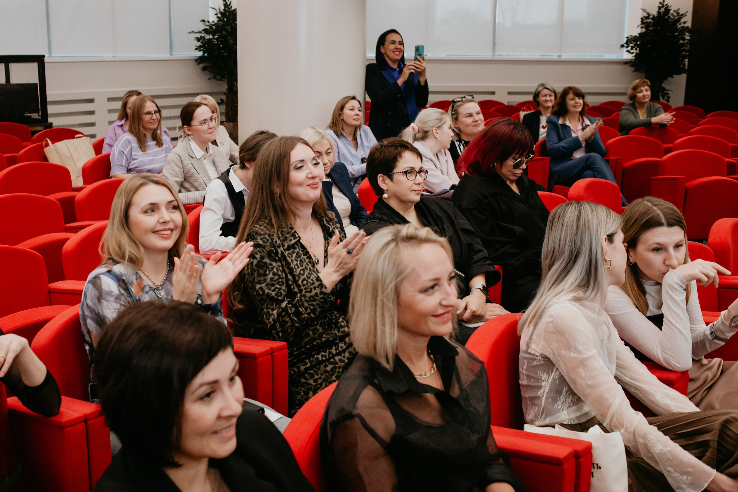 Конференция. Сила объединения. Фотограф в Челябинске Ополихина Анна