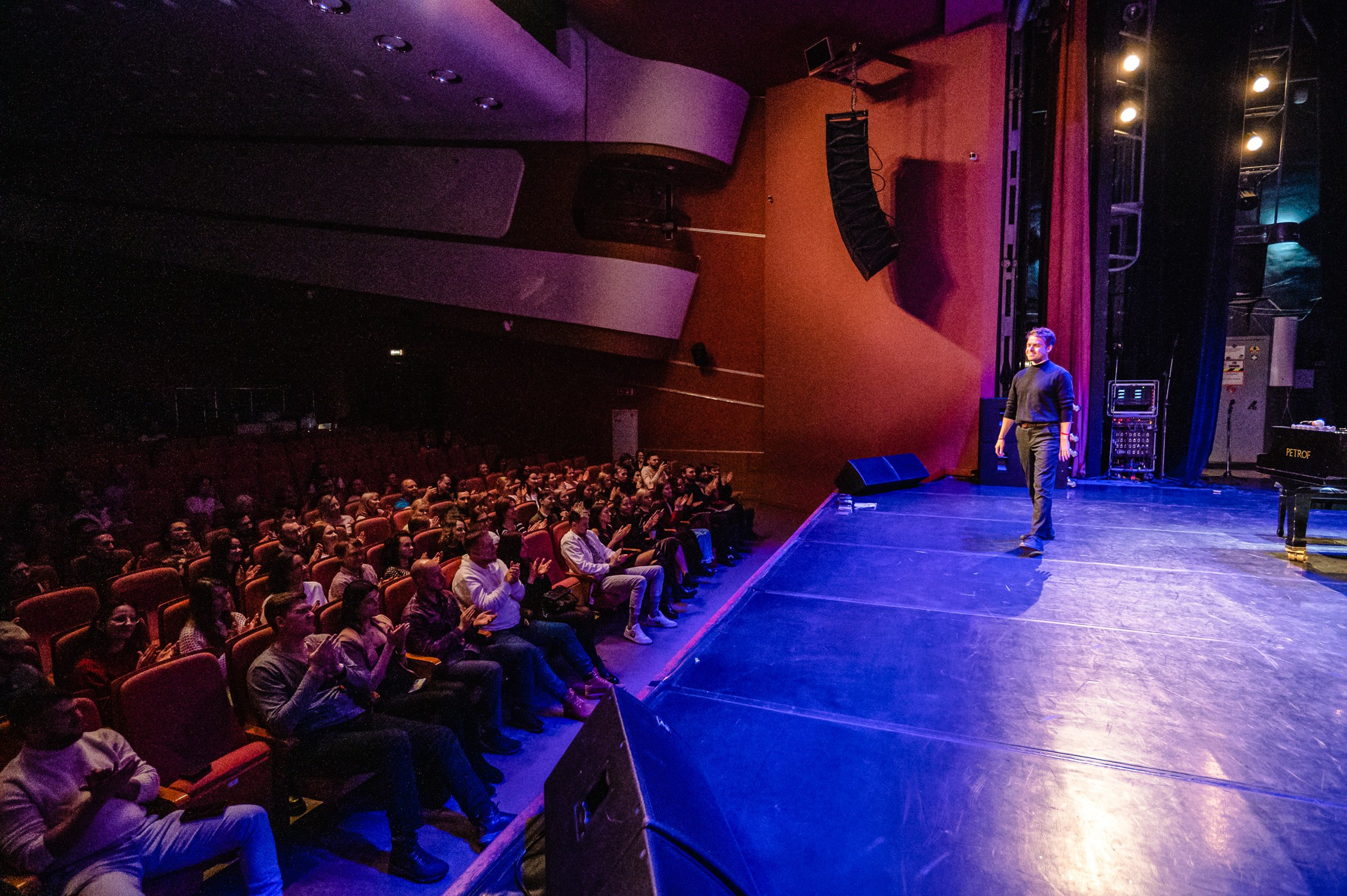 Денис Стельмах Denis Stelmakh Презентация альбома Mayday. Репортажный и концертный фотограф Алексей Патентный в Екатеринбурге