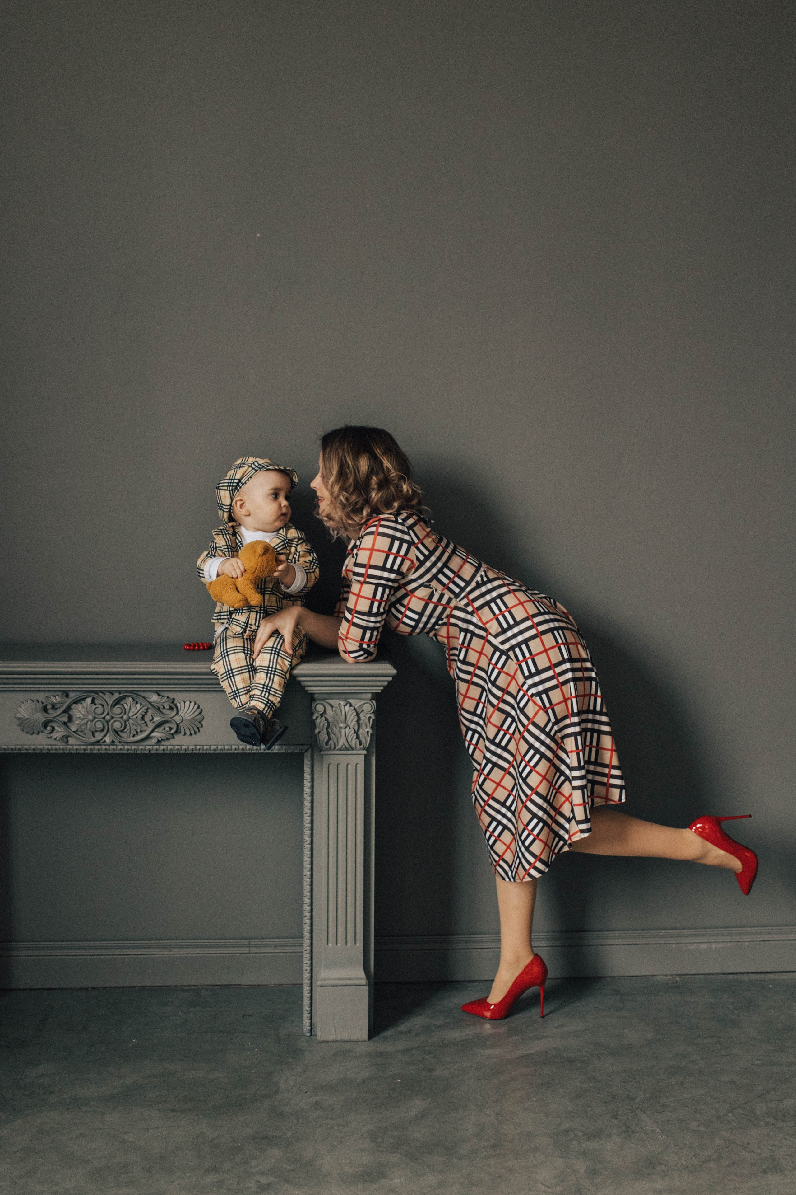 Семейные фото на годиках. Фотограф новорожденных Серпухов, Протвино, Москва I Марина Бурмистрова