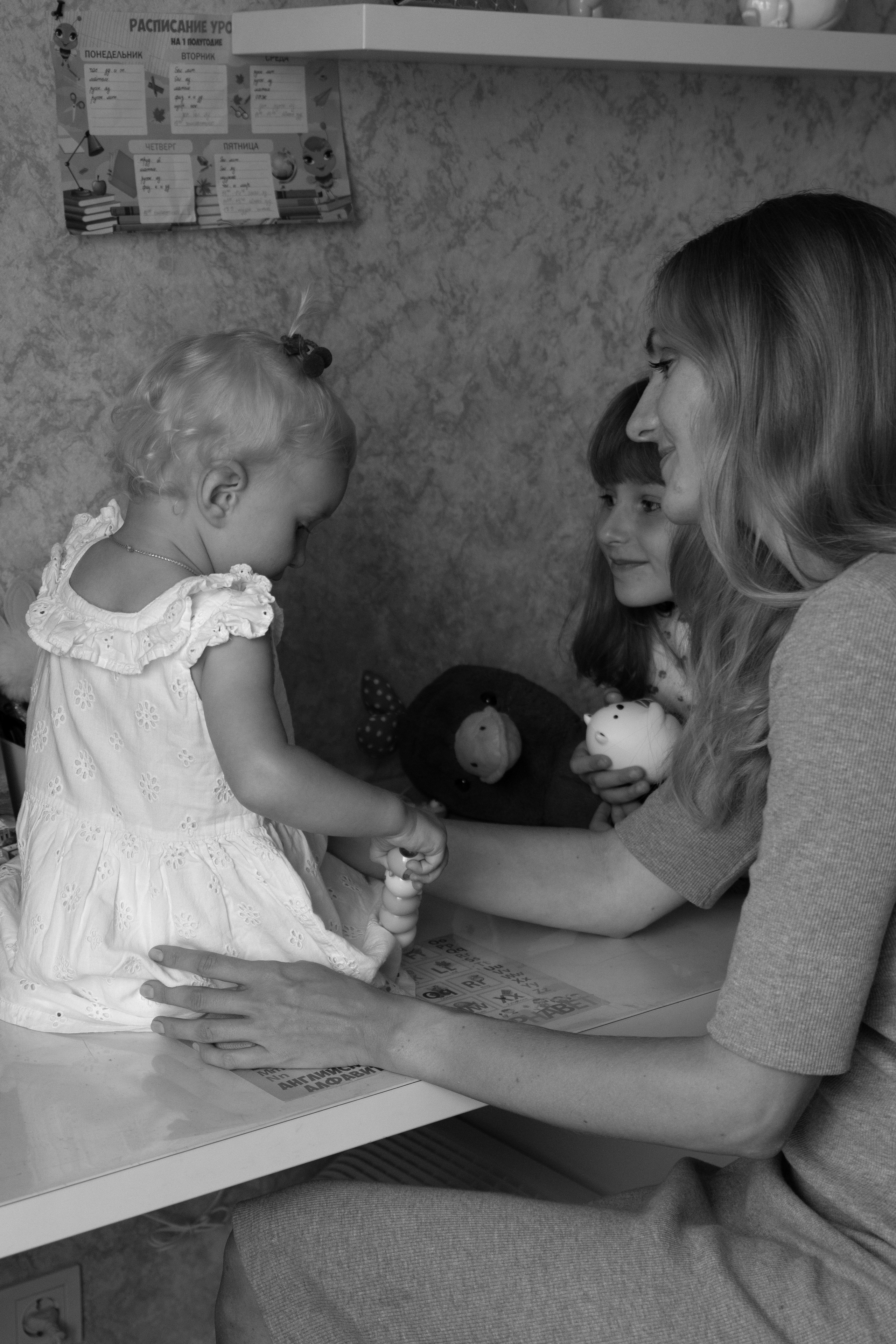 Семейная фотосессия дома. Фотограф видеограф Ольга Василевская