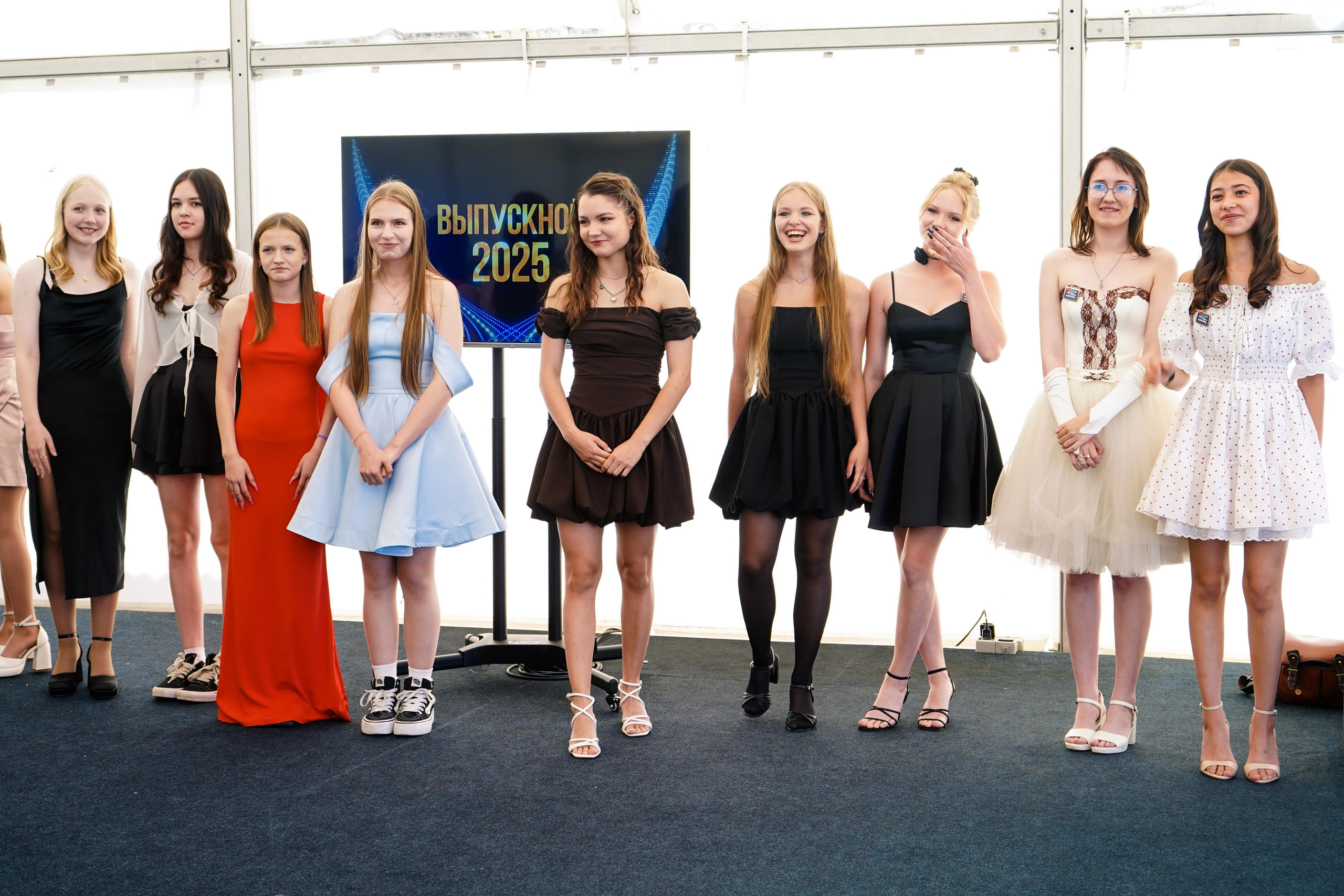 Выпускной 9 класса школа 19 в Коматек. Семейный и портретный фотограф в Екатеринбурге Анна Лобанова