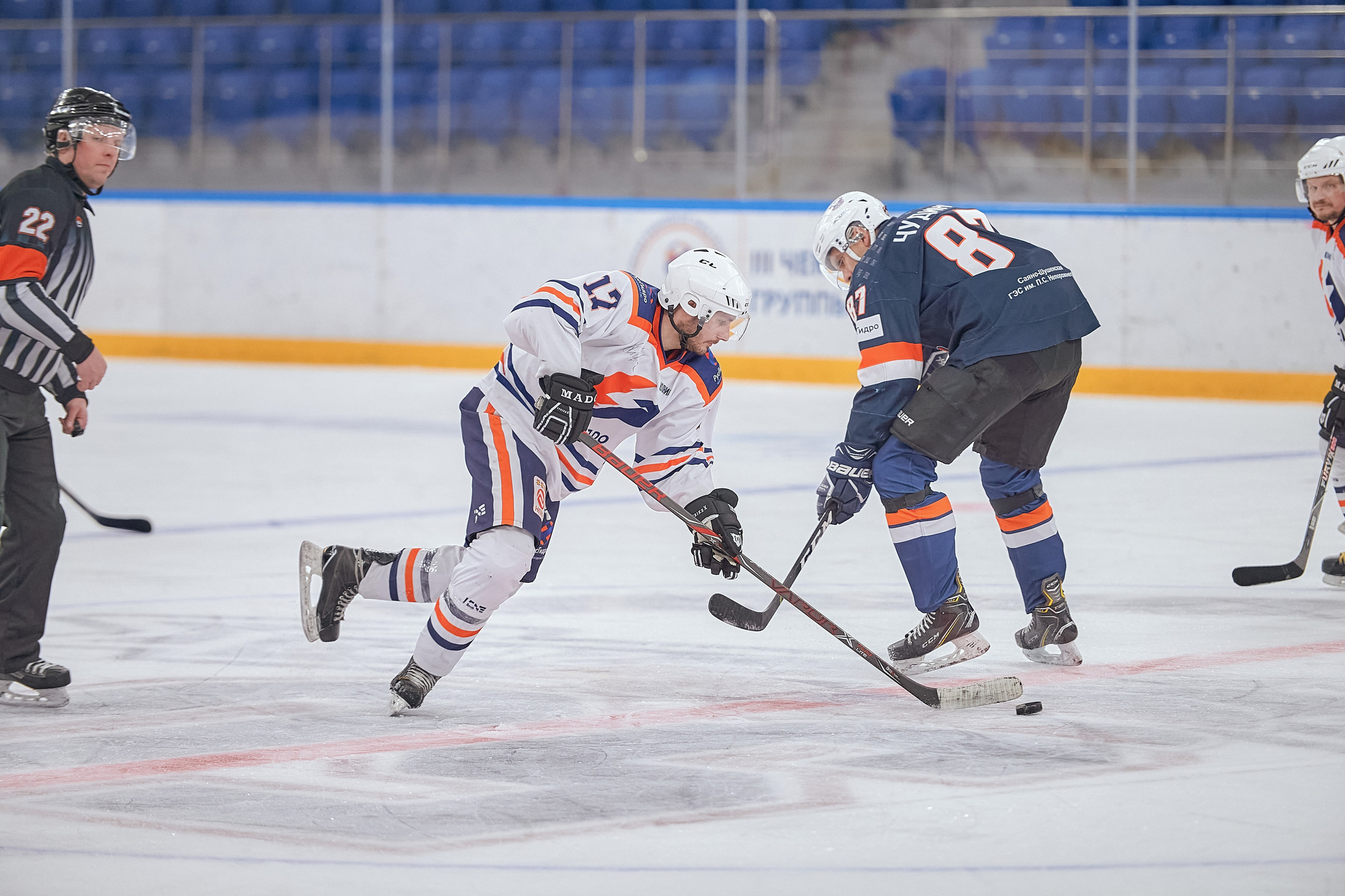 Портфолио репортажной фотосъёмки: Кристалл арена — Хоккей — РусГидро. Фотограф Яковлев Роман — Красноярск